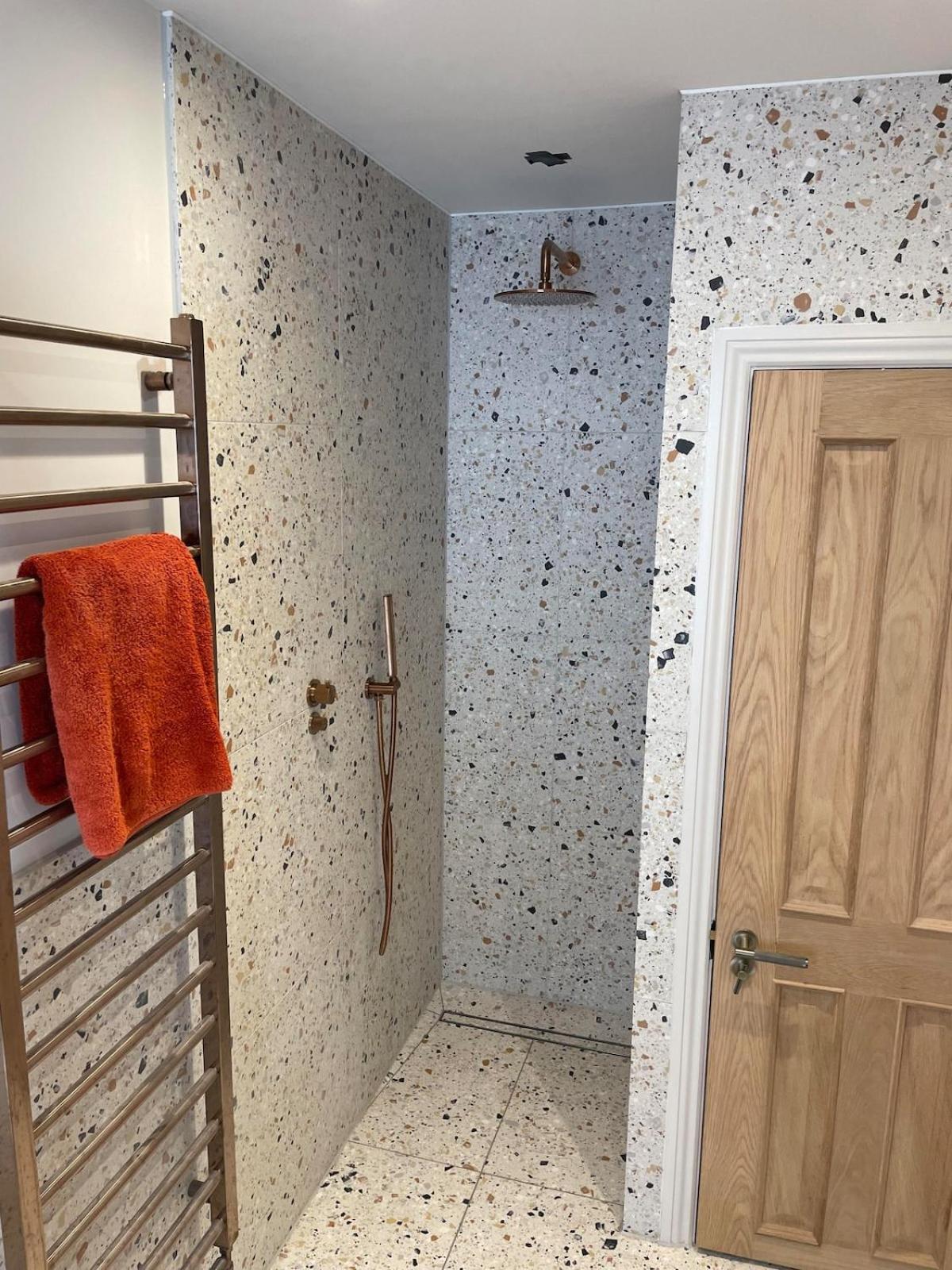 Newly Refurbed House, Barons Court Holiday home *