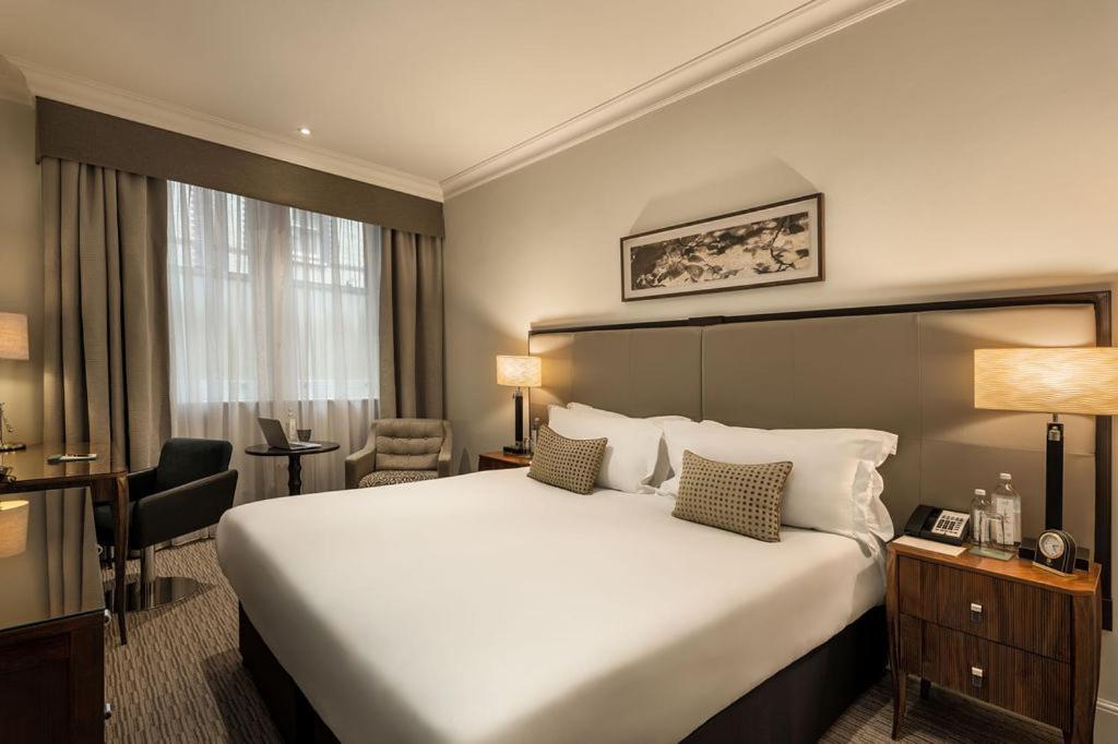 St. James' Court, A Taj Hotel, Hotell 4*