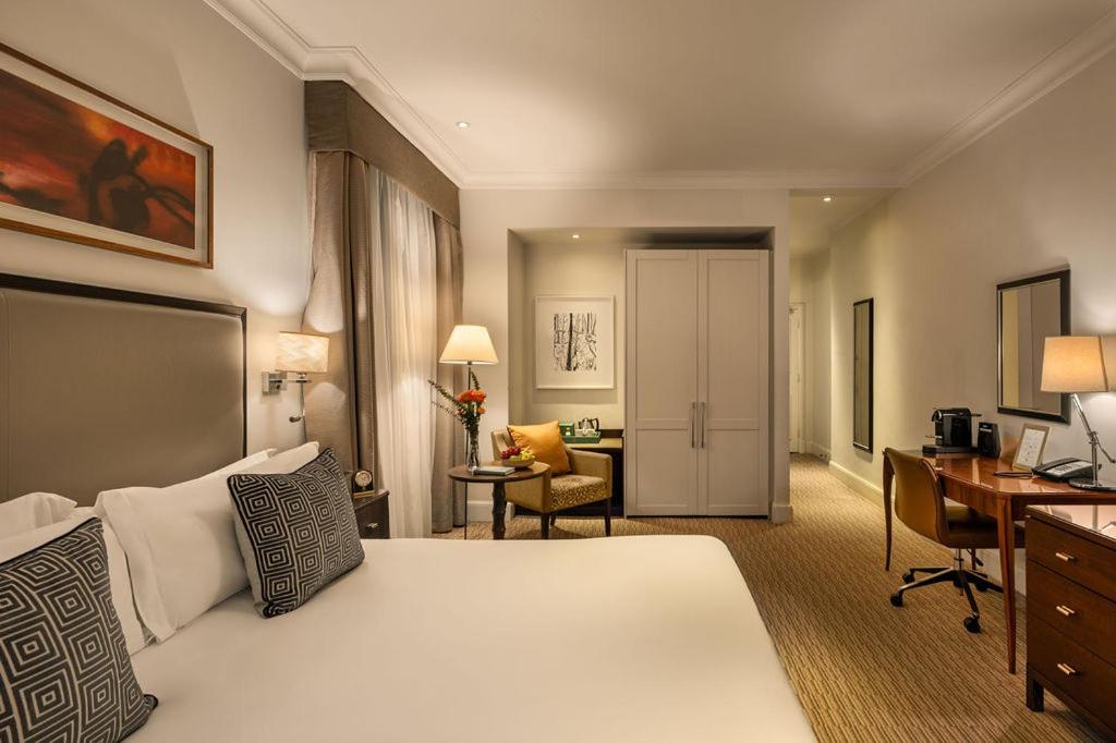 Hotell St. James' Court, A Taj Hotel,