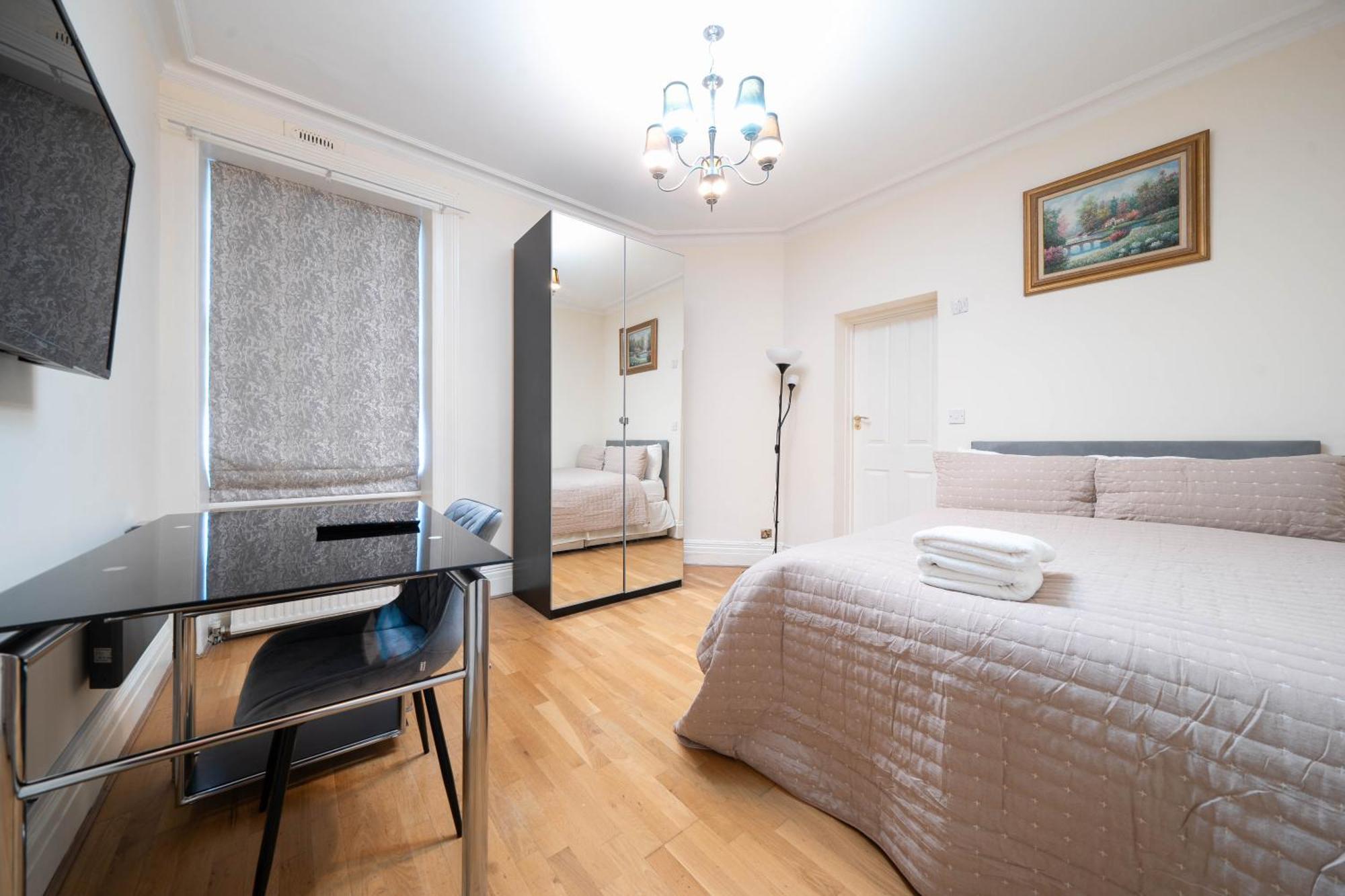Leilighet Hyde Park Serviced London