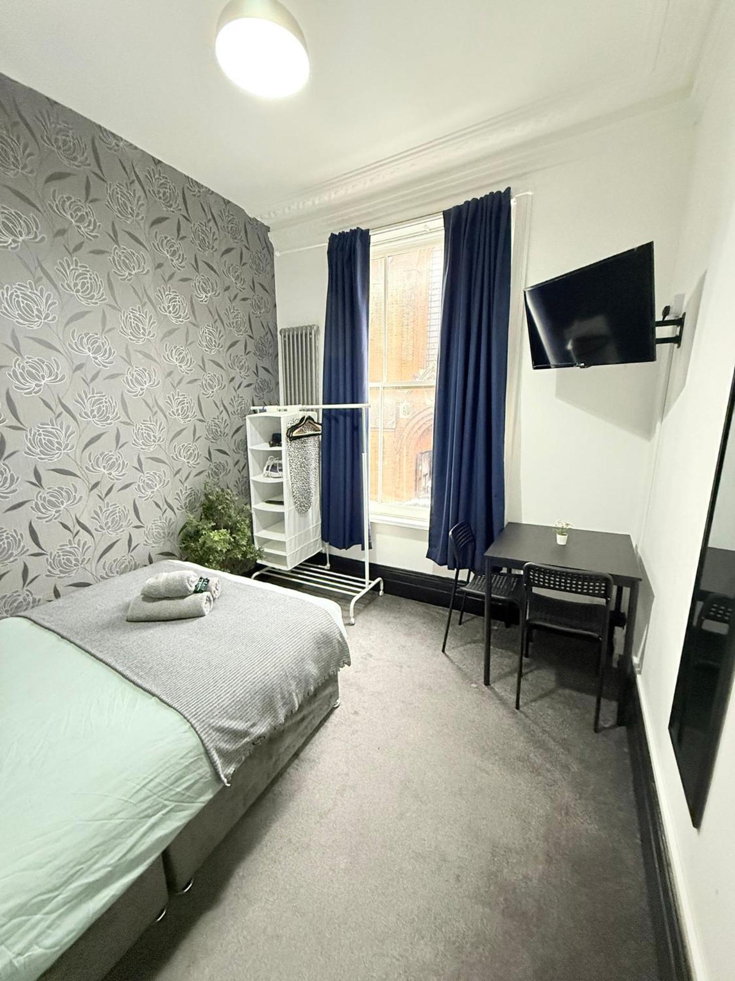 Guest house 10 Minutes To Vaux *