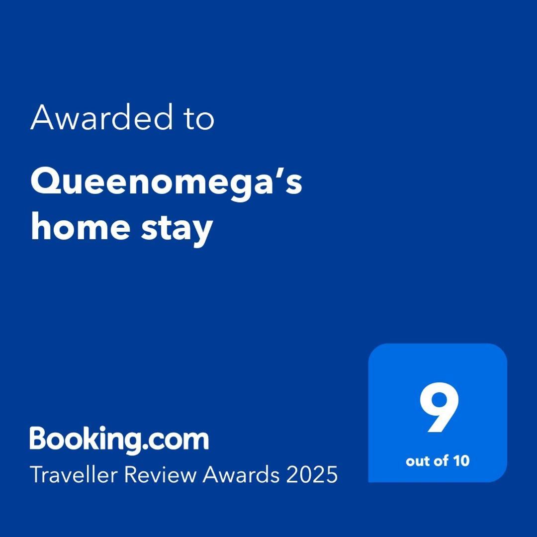 Queenomega's