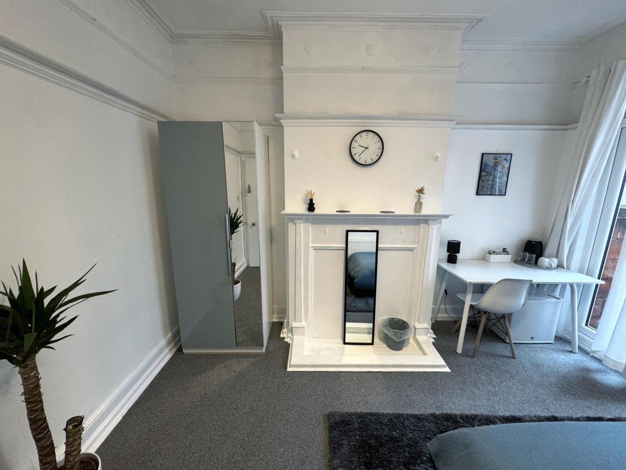 Cosy Double A Stones Throw From Wembley Stadium * London