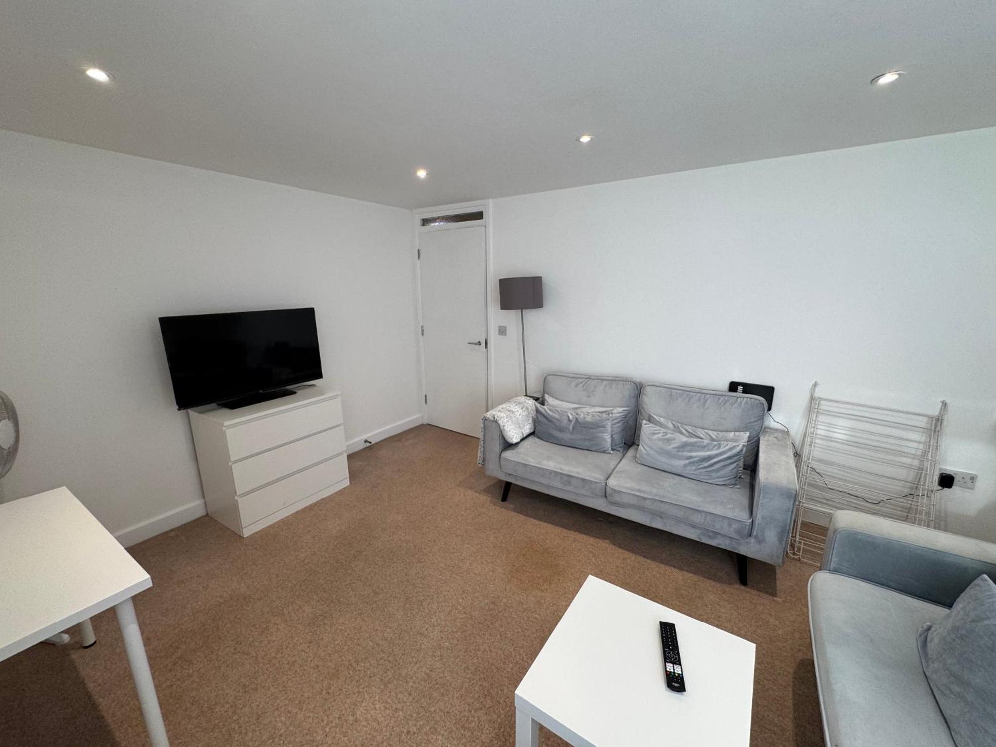 Stunning 2 Bedrooms Flat In Holloway Road Apartment