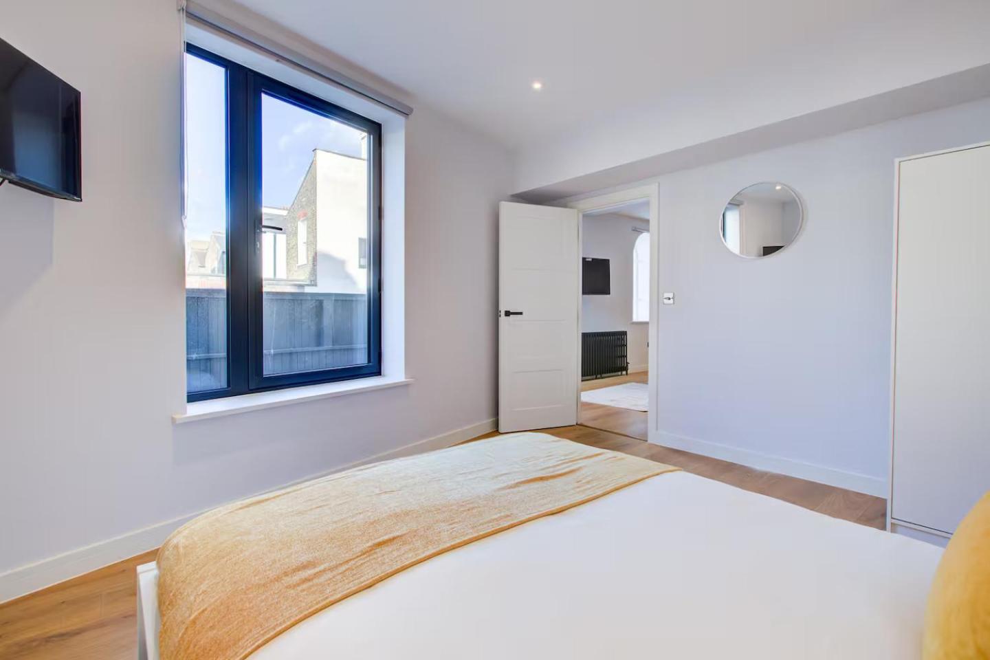 Luxury - Fulham * London