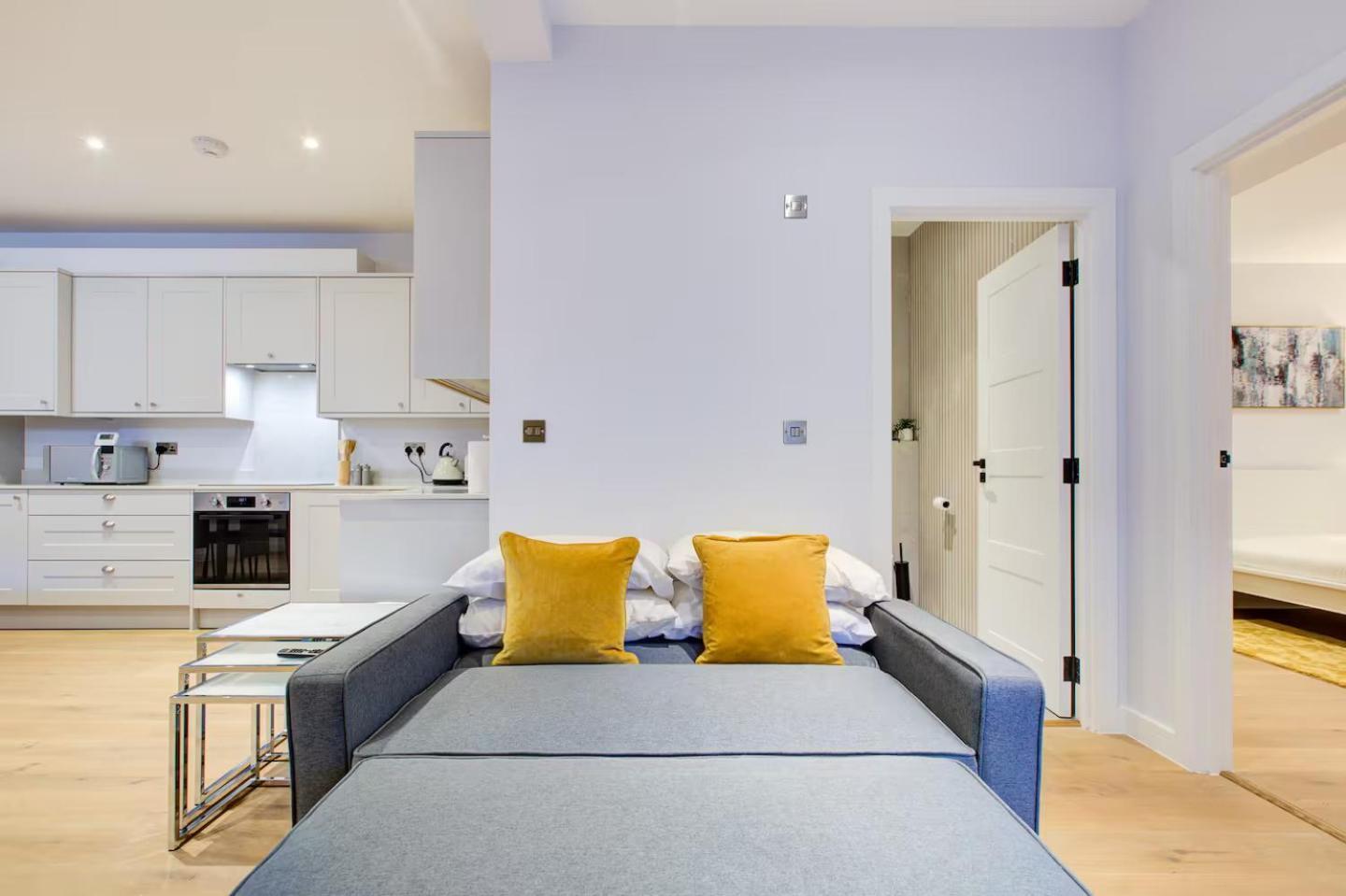 Luxury - Fulham * London