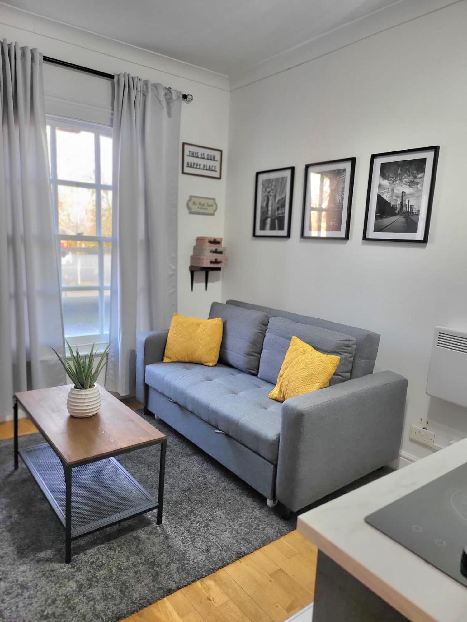 Entire Near Canary Wharf * London