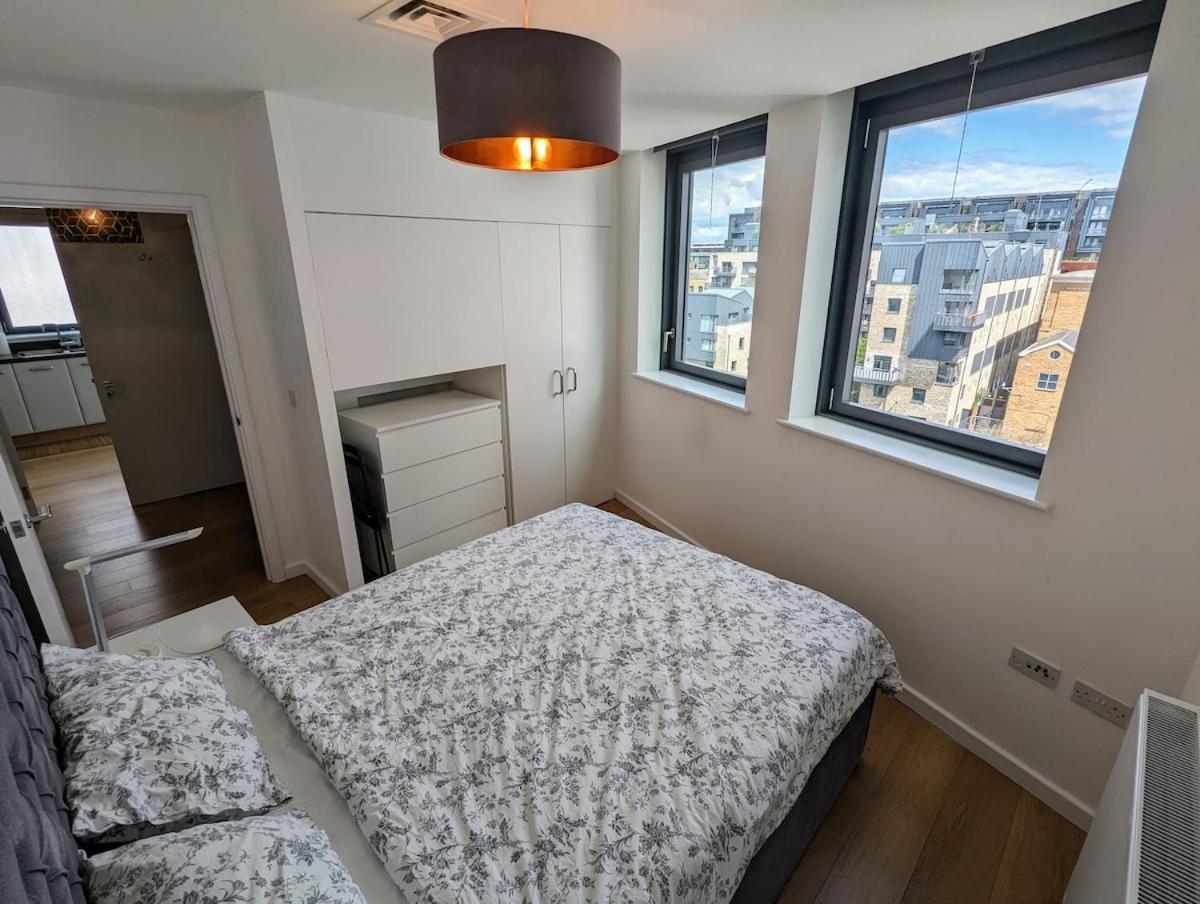 Angel Canal-view 1-bedroom London