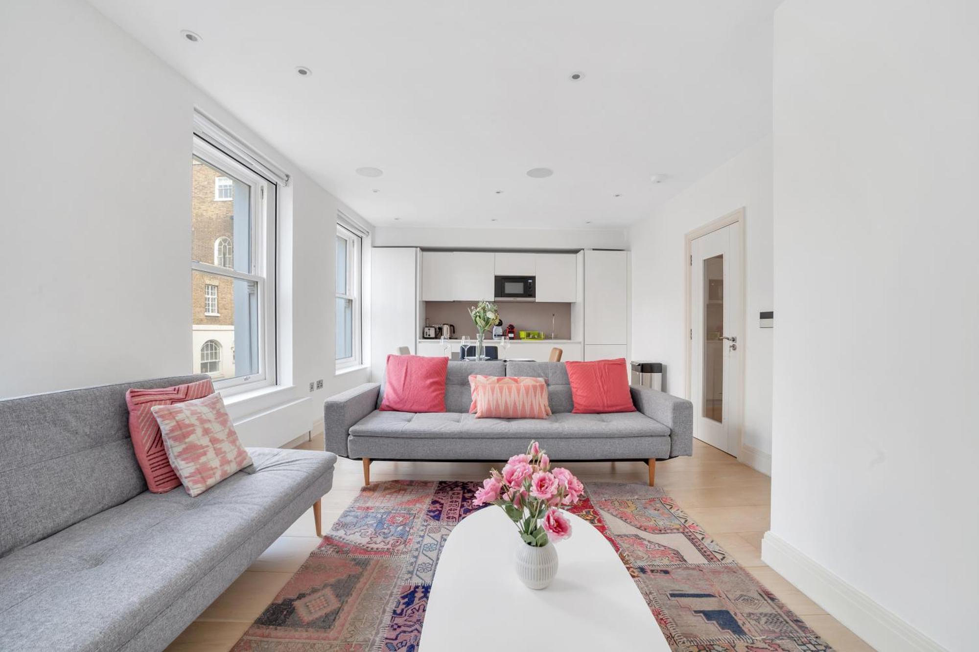Cleveland Street 2 Bedrooms * London