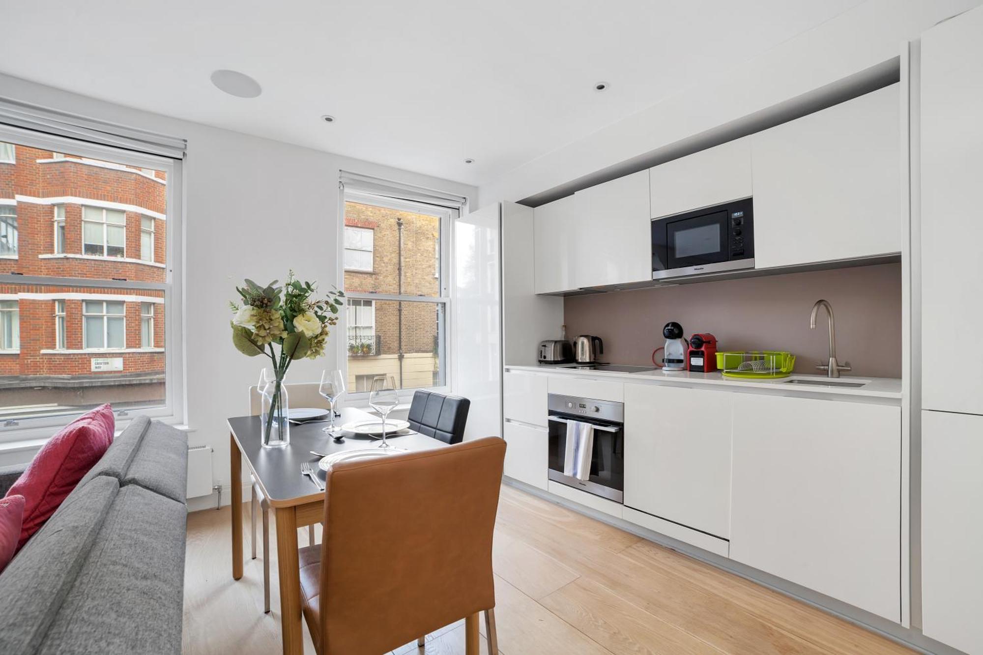 Cleveland Street 2 Bedrooms * London