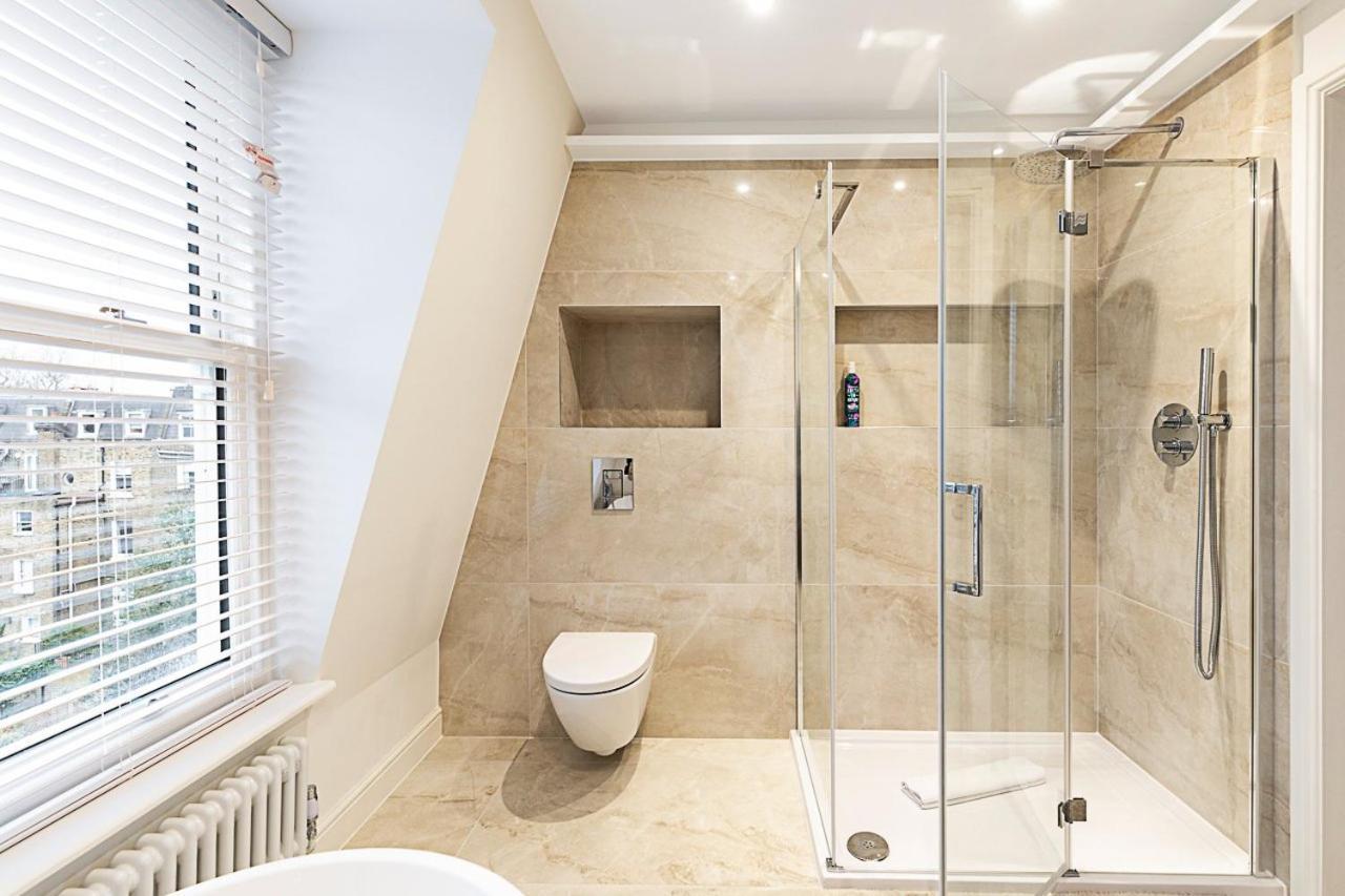 Luxury 4 Bed Fulham Townhouse With Charm London