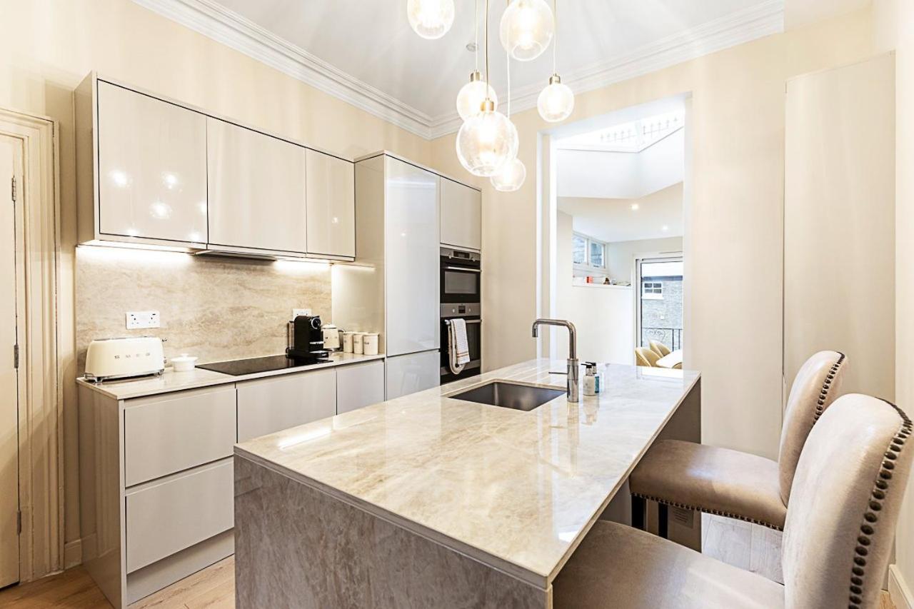 Luxury 4 Bed Fulham Townhouse With Charm Apartment
