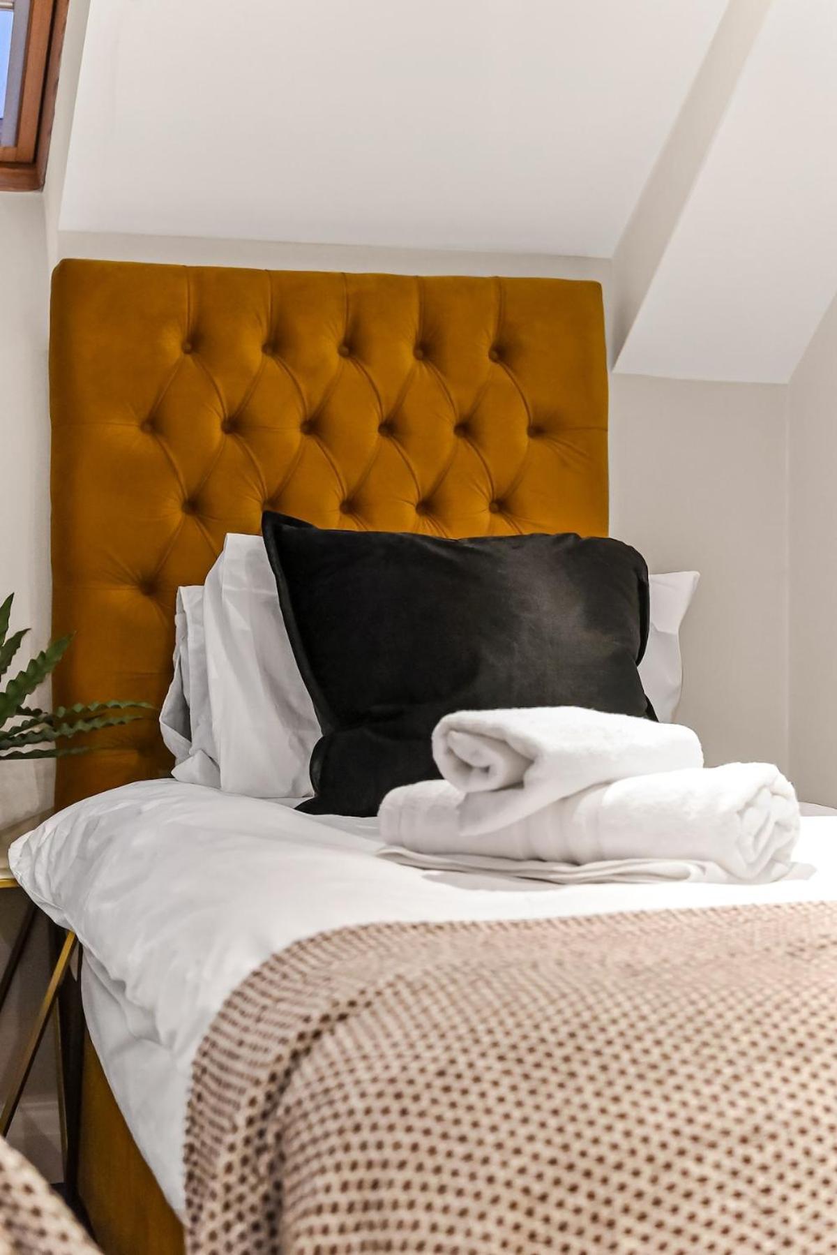 Warm & Cozy 2-bed Flat-perfect For Groups! Londres