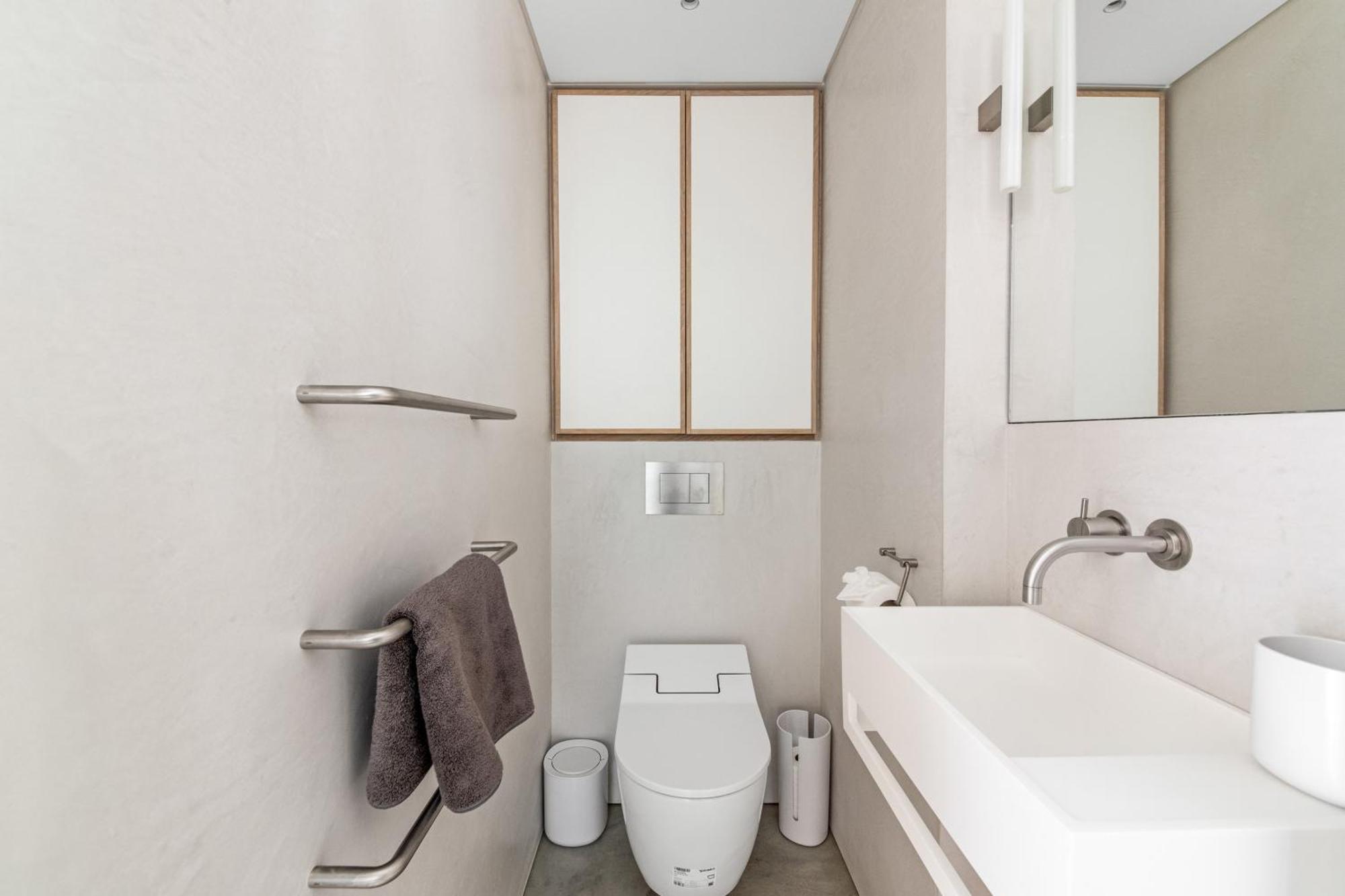 Notting Hill 2br-2ba Private Garden Retreat Apartment London