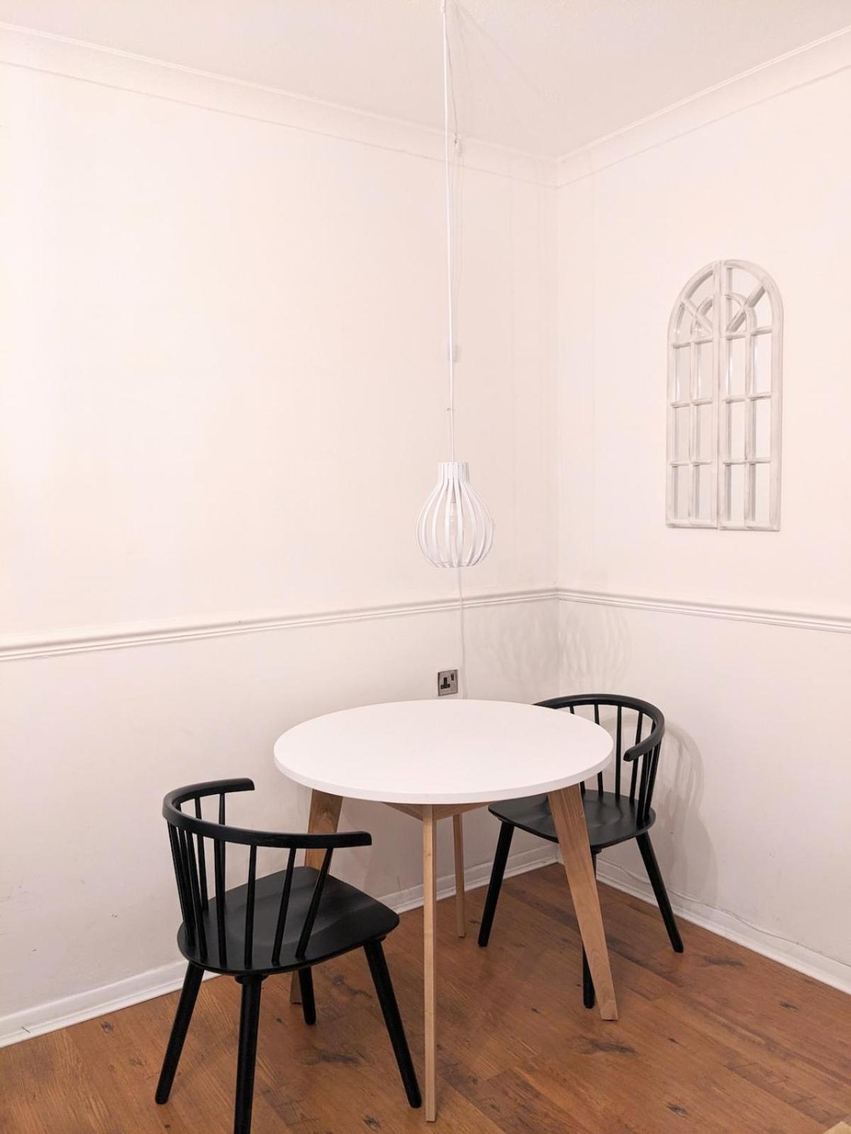 Amazing Flat 1 Bed With Sofa Bed In Paddington Apartment London