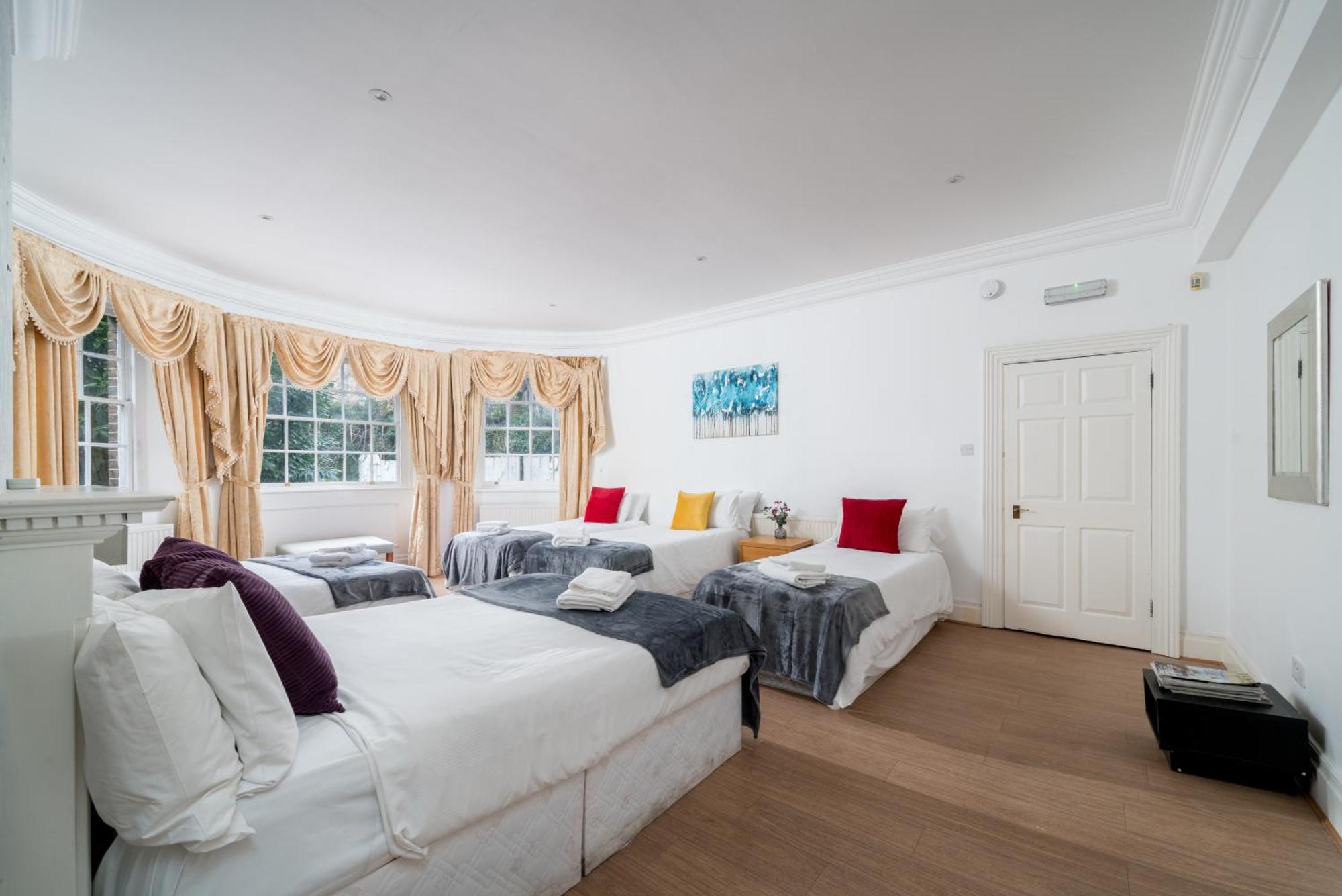 Appartement Canary Wharf - Spacious Near Excel Exhibition Centre, O2 Arena, Airport, Free Parking & Wifi