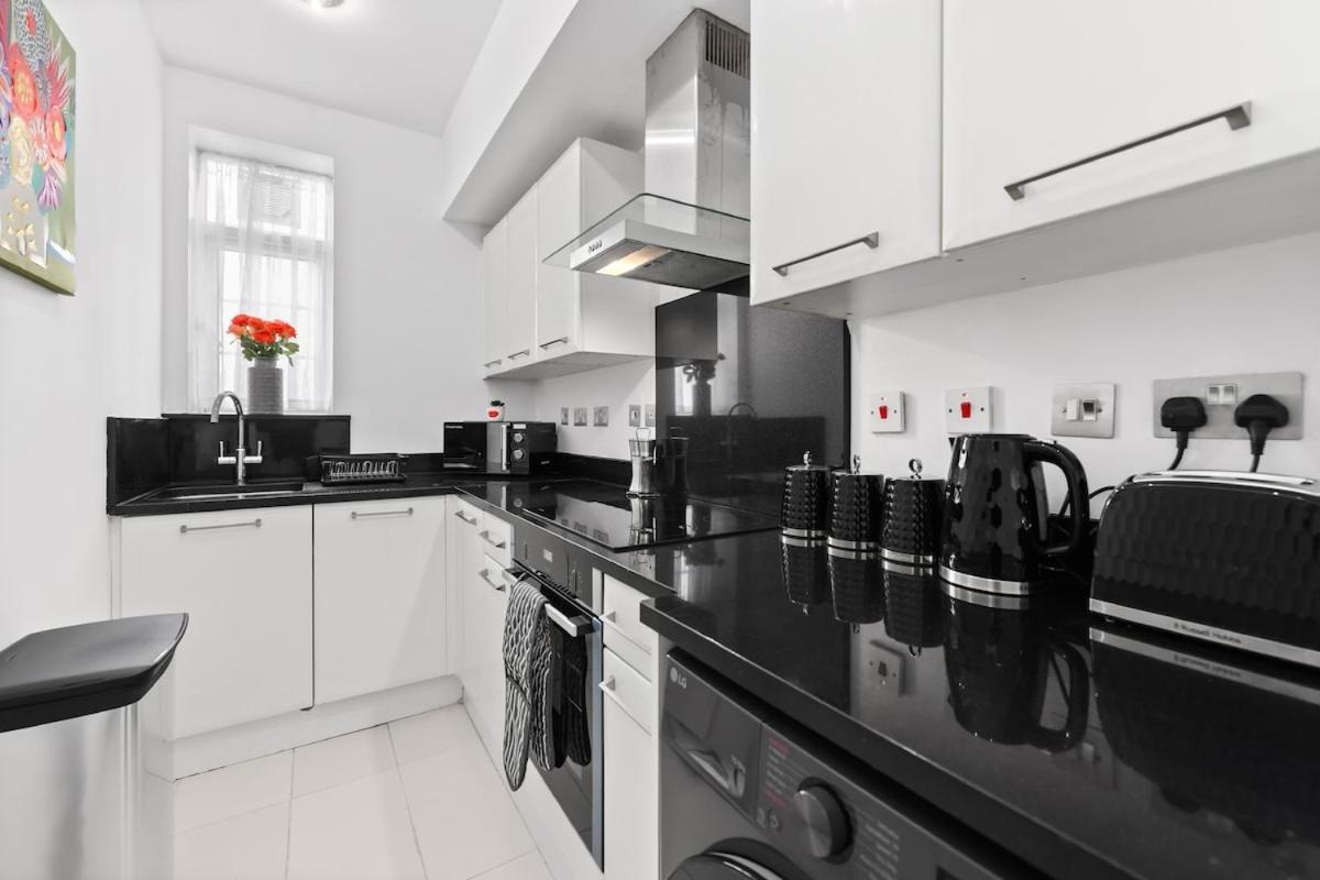 Apartment Sale Marble Arch - Sleeps 8 - Amazing Location London