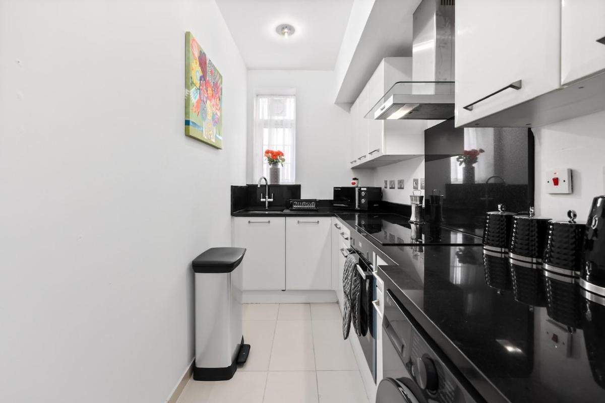 Apartment Sale Marble Arch - Sleeps 8 - Amazing Location London