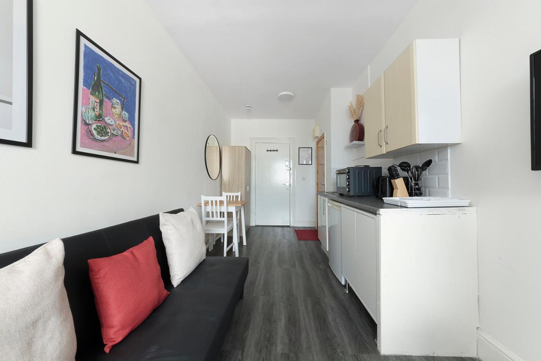 Budget Archway Apartment *