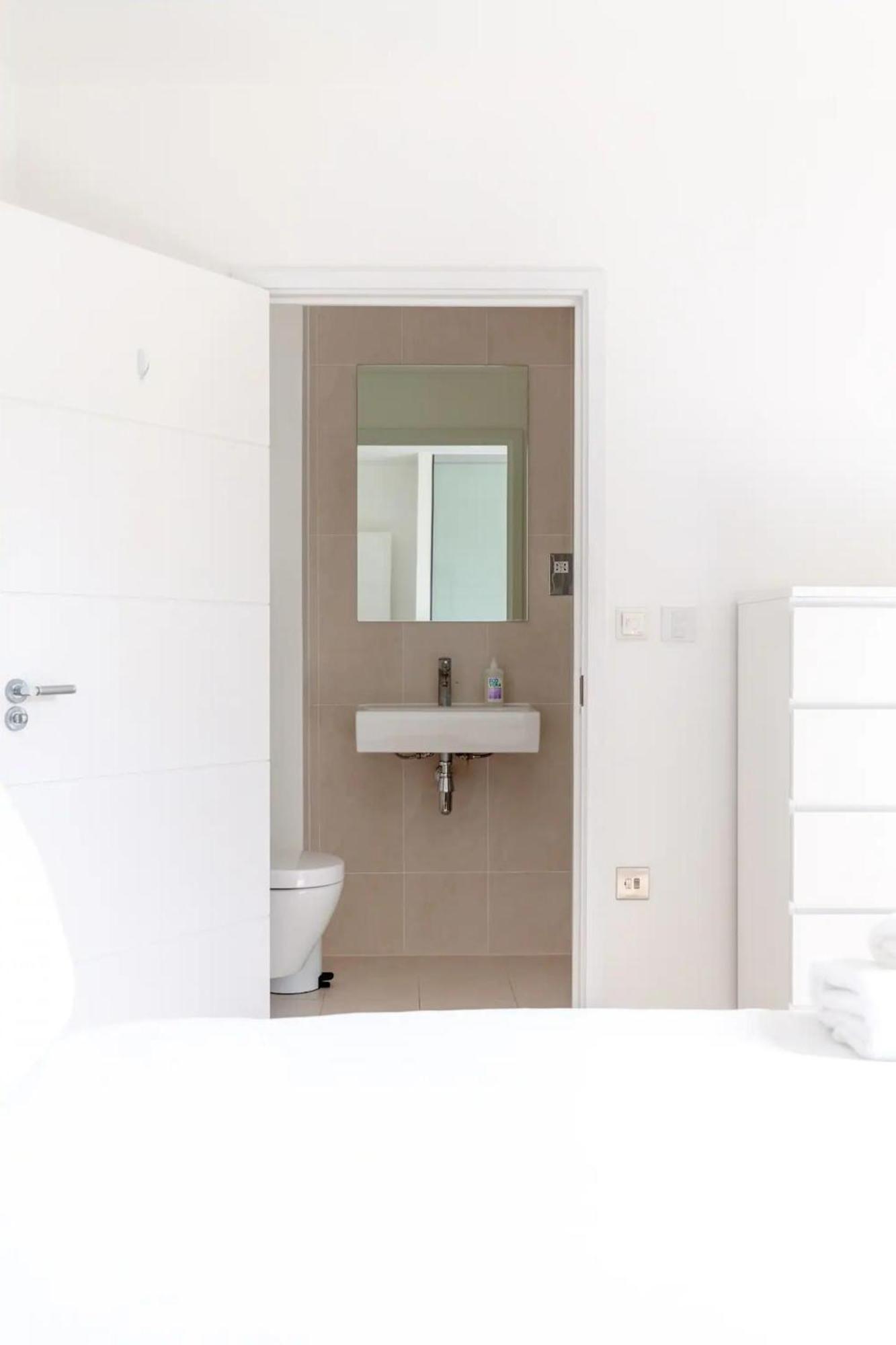 Stylish 2bd Near Notting Hill *