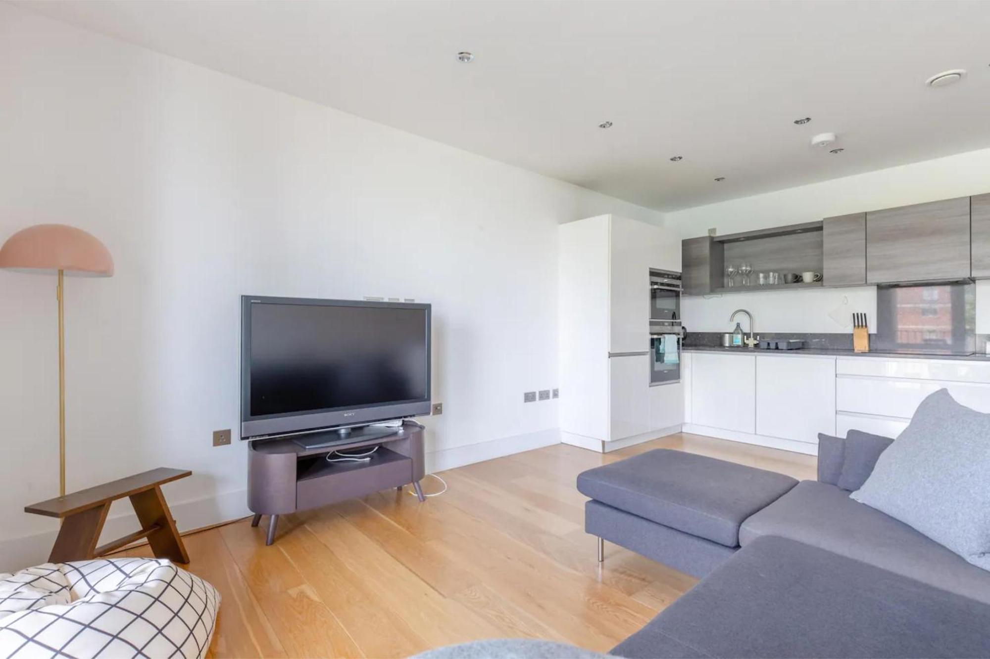 Apartment Stylish 2bd Near Notting Hill London