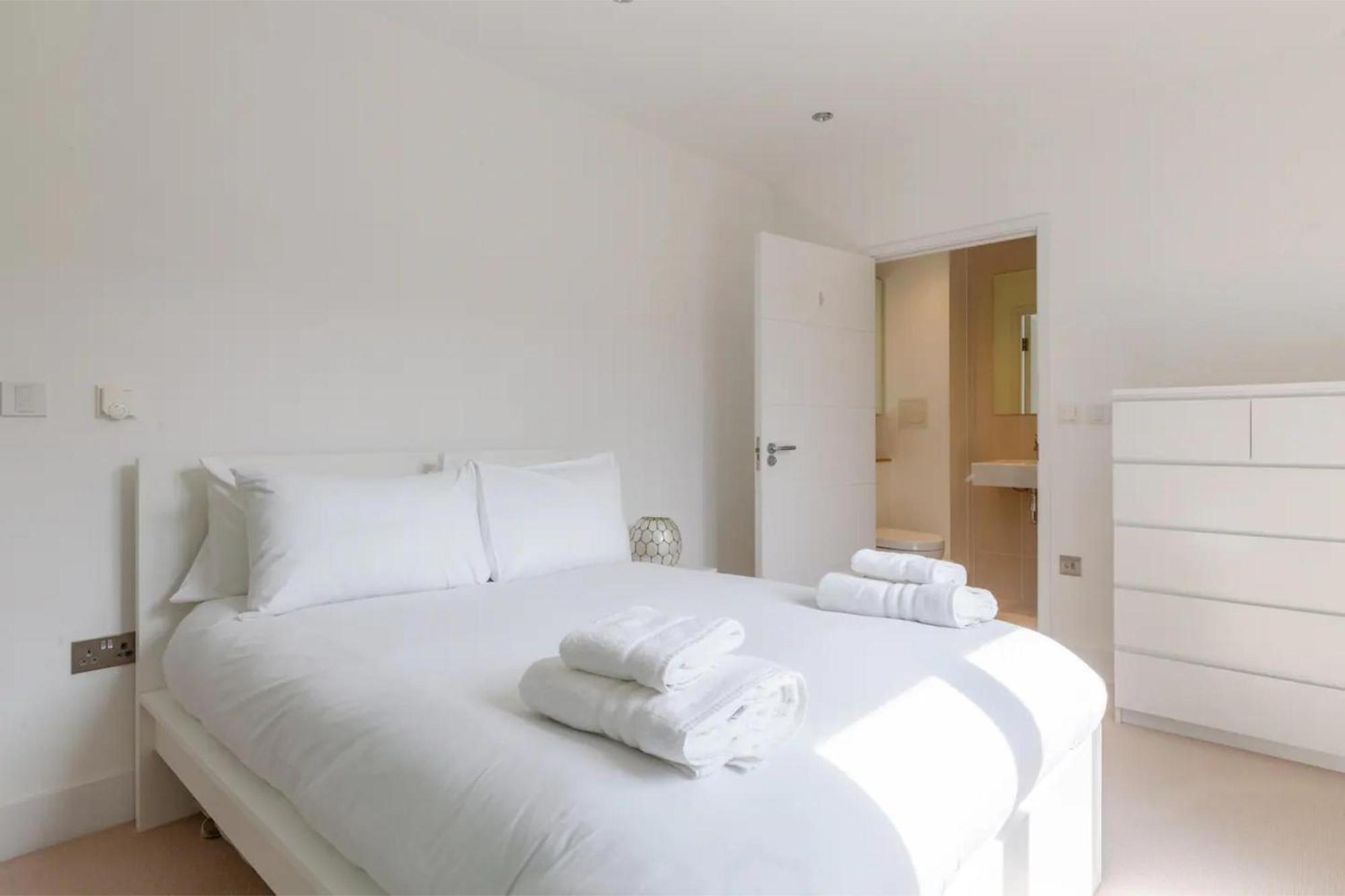 Stylish 2bd Near Notting Hill *