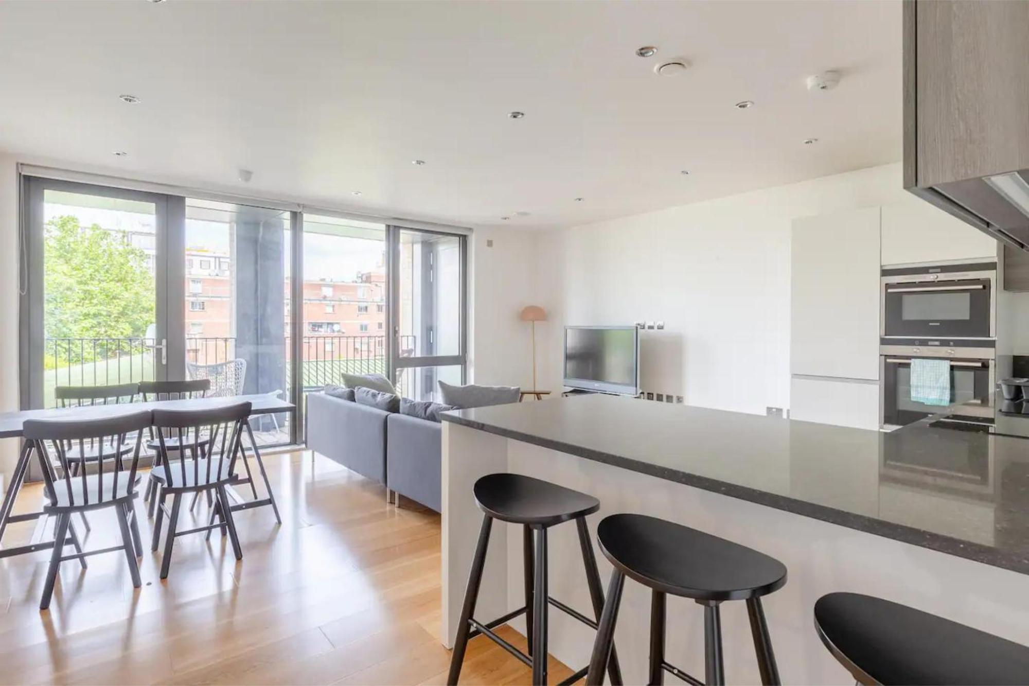 Stylish 2bd Near Notting Hill * London