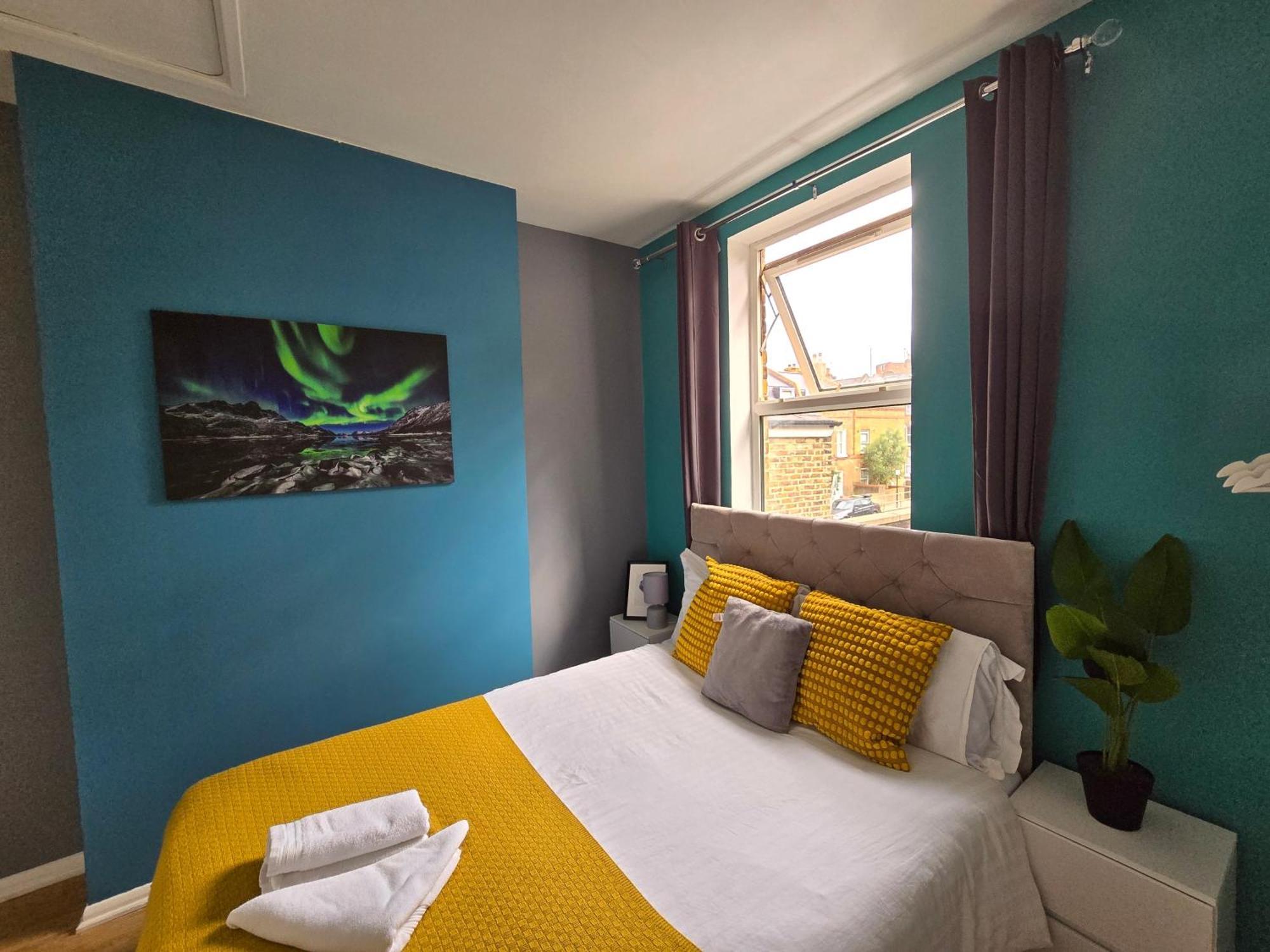 Cozy 4 Bedroom House In The Heart Of Brixton