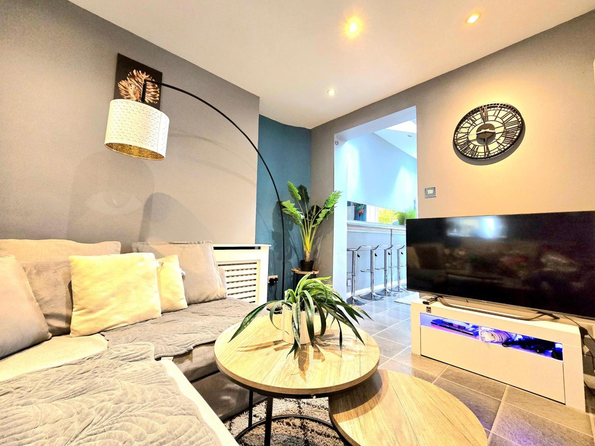 Holiday home Cozy 4 Bedroom House In The Heart Of Brixton *