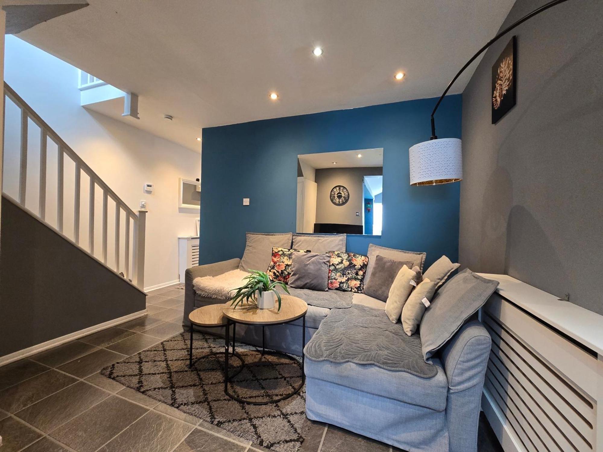 Cozy 4 Bedroom House In The Heart Of Brixton Holiday home *