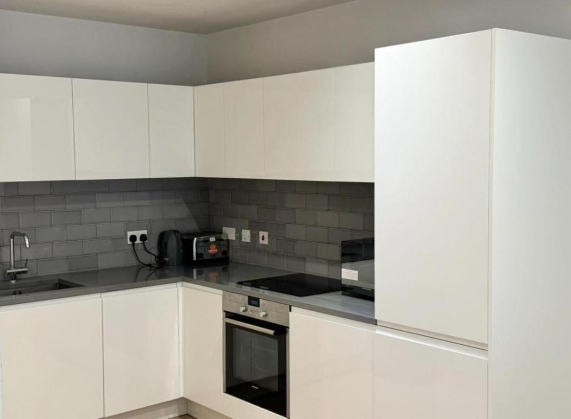 Apartment 2 Bed By Excel London