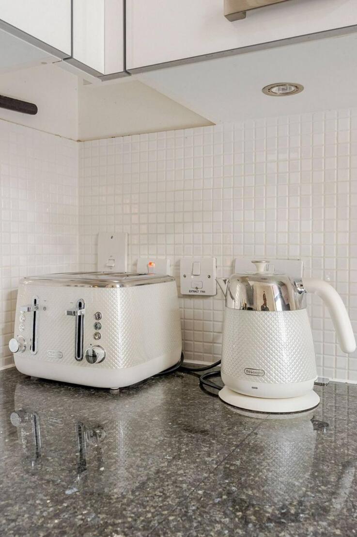 Private Luxury Baker Street - Sleeps 6 London