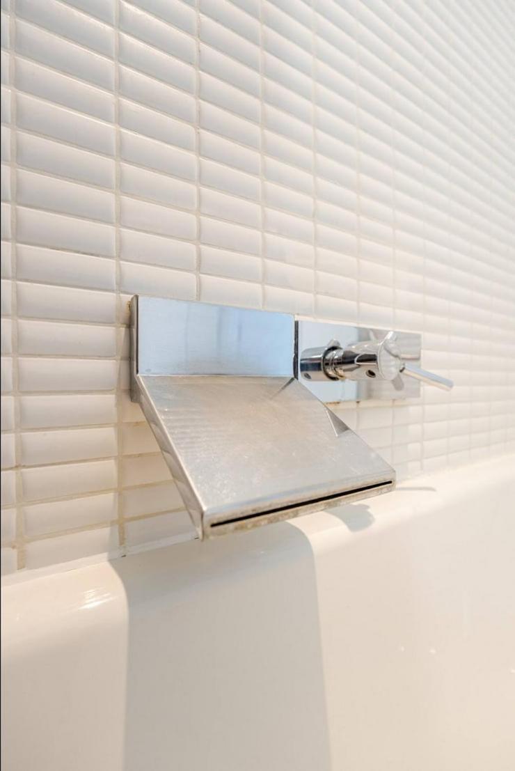 Private Luxury Baker Street - Sleeps 6 *