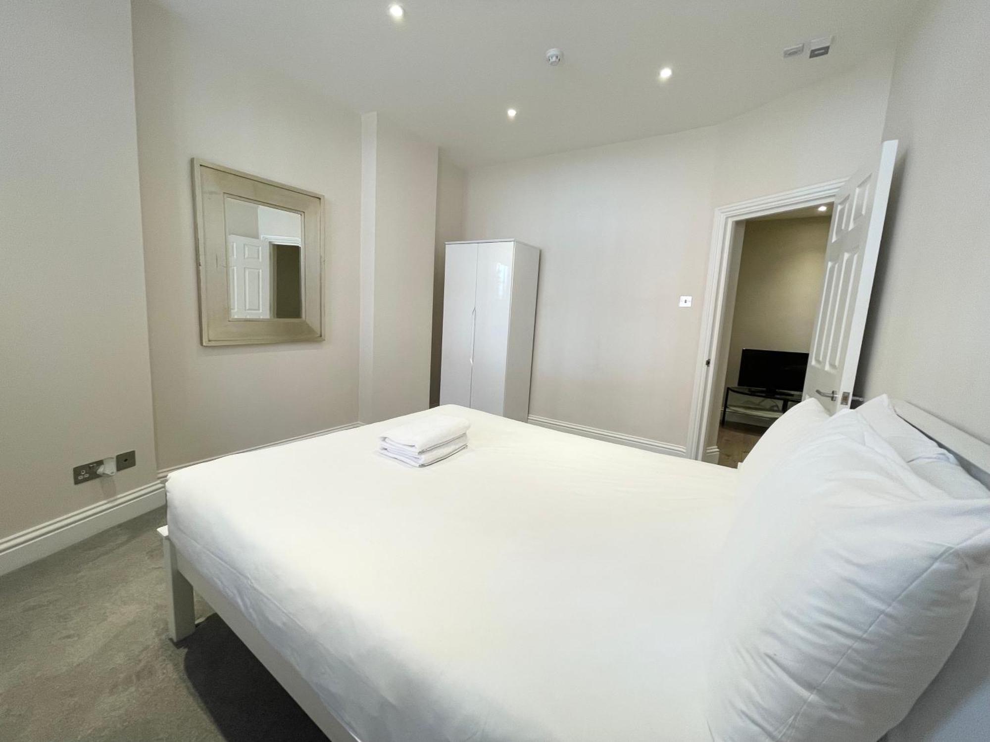 Stylish Apartments In Victoria & Westminster *