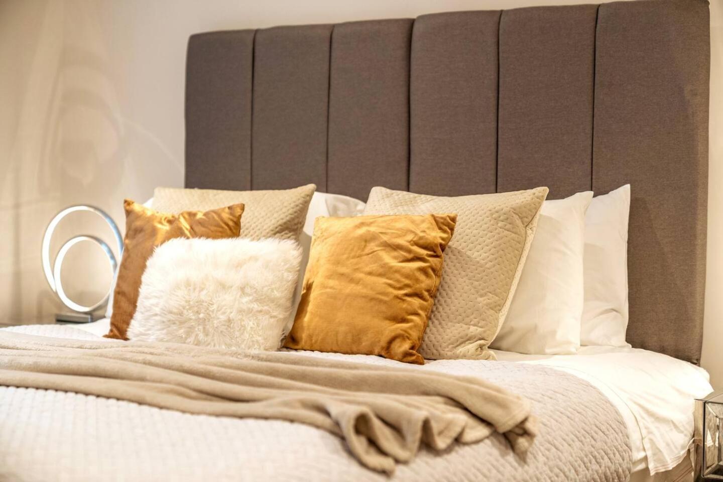 Niru Experience Jewel Of Ifield Road Leilighet *