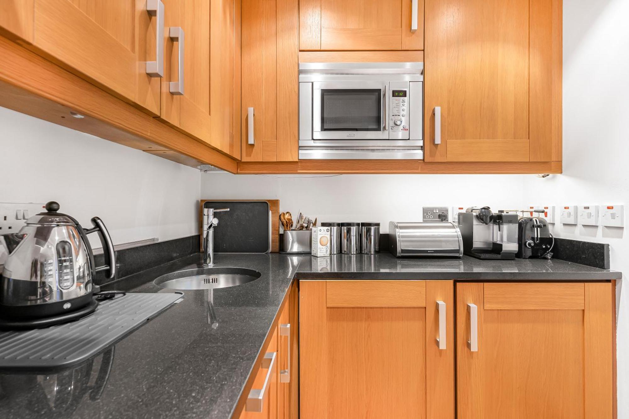 Elegant 1 Bedroom Flat Near Harrods * Londen