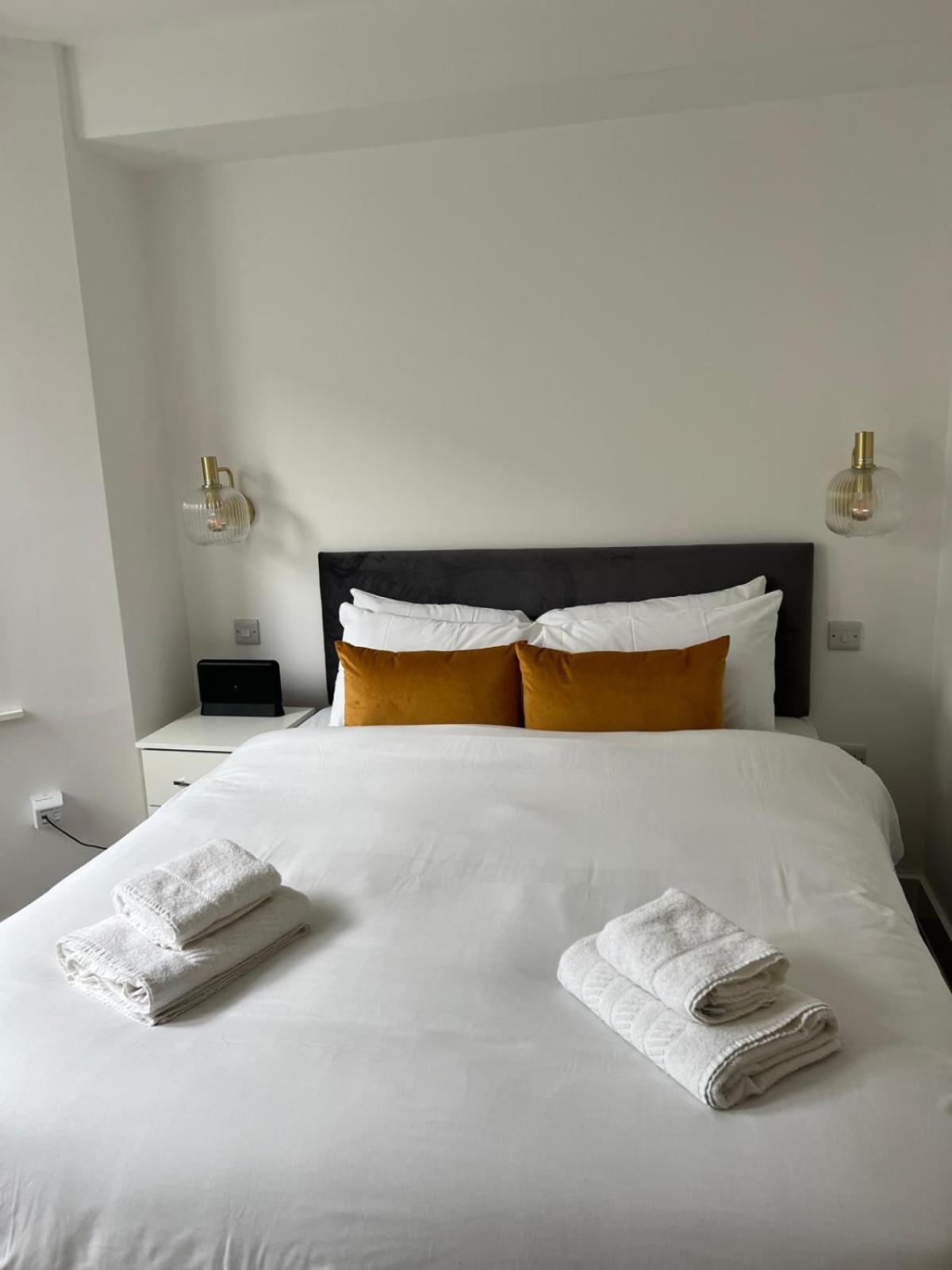 Beautiful 2 Bed With En Suite, Near Tube And Stamford Bridge Apartamento Londres