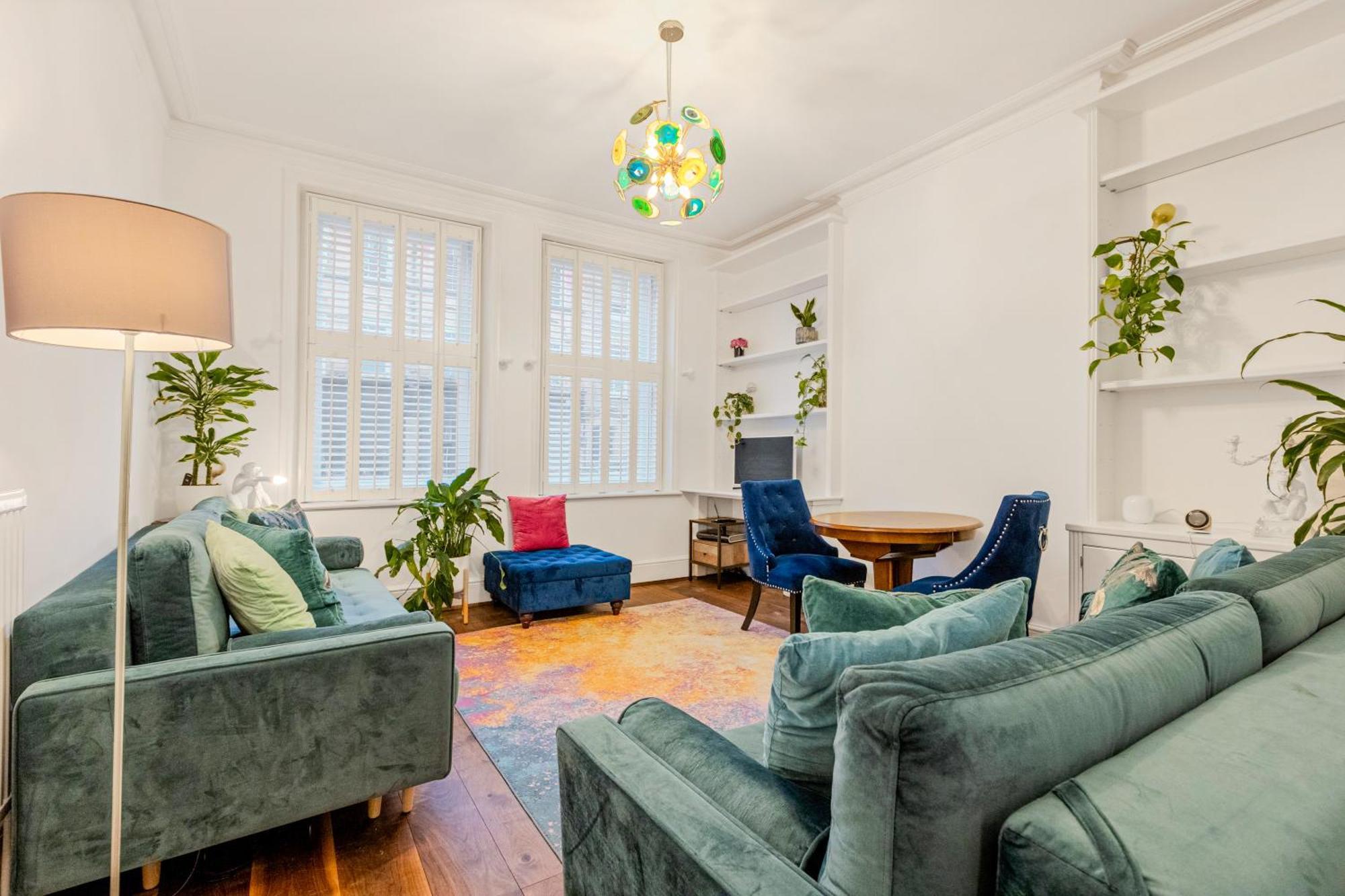 Apartment New Listing! 1br In London, 5 Min Tube London