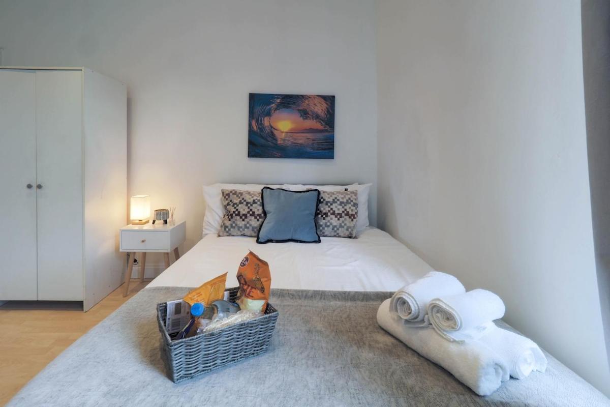 S4 Cozy Full Modern In Kilburn With Kitchen Apartment London