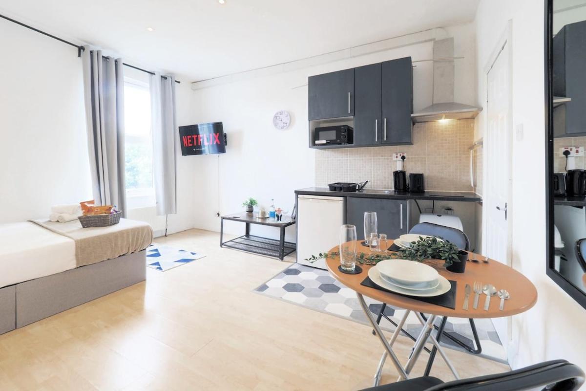 Apartment S4 Cozy Full Modern In Kilburn With Kitchen *