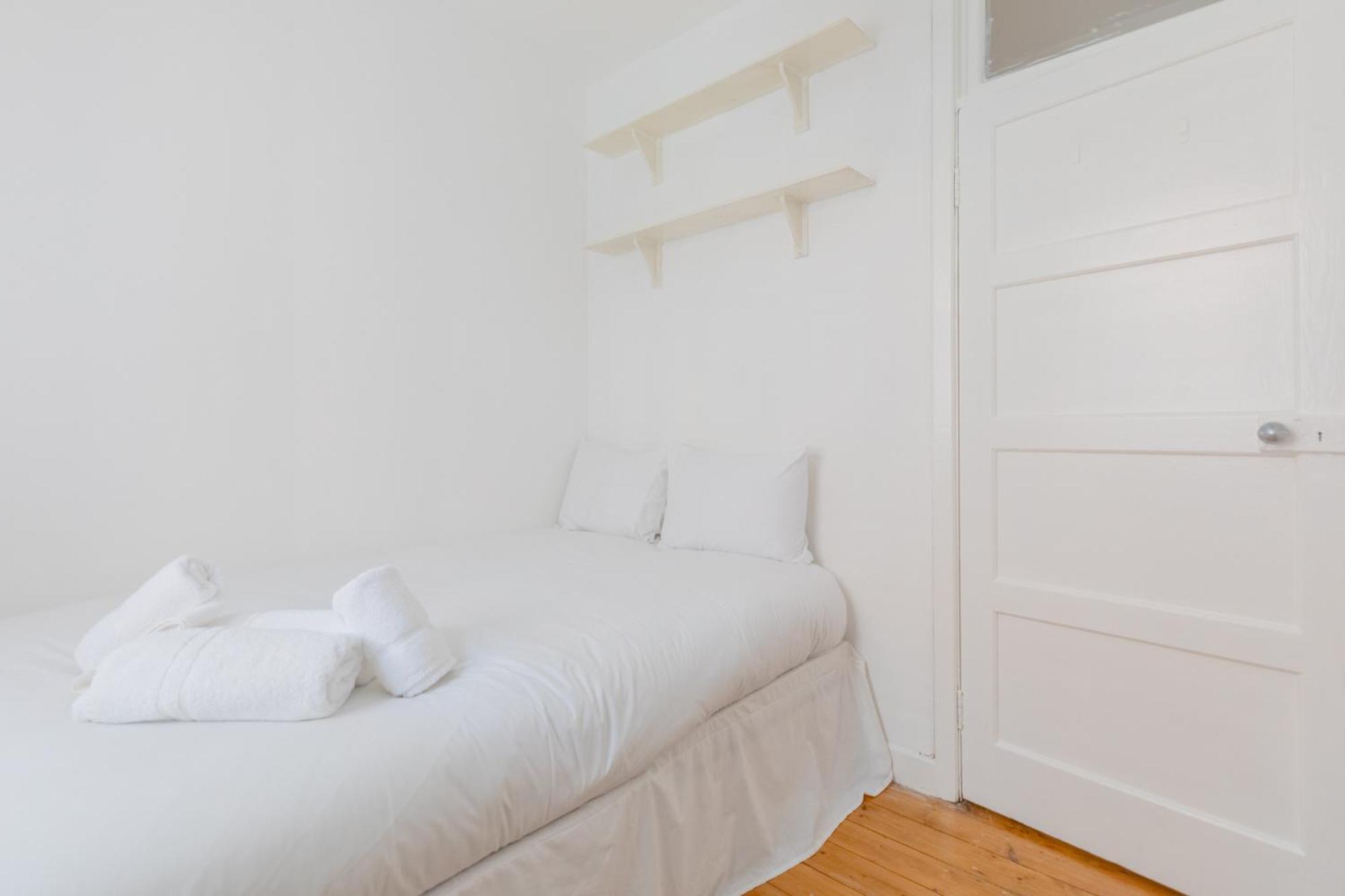 Spacious 3bd Flat W Garden Near Clapham Common * London