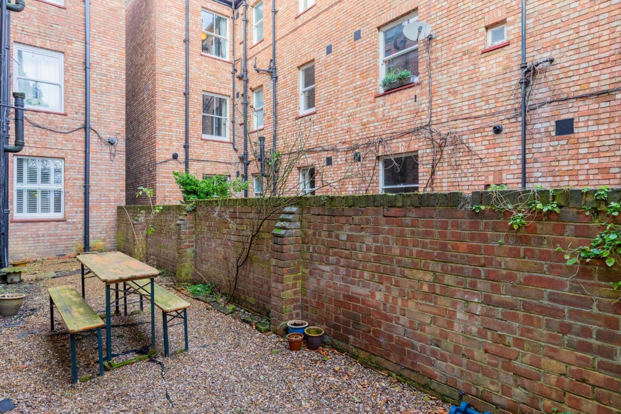 Spacious 3bd Flat W Garden Near Clapham Common Apartment London