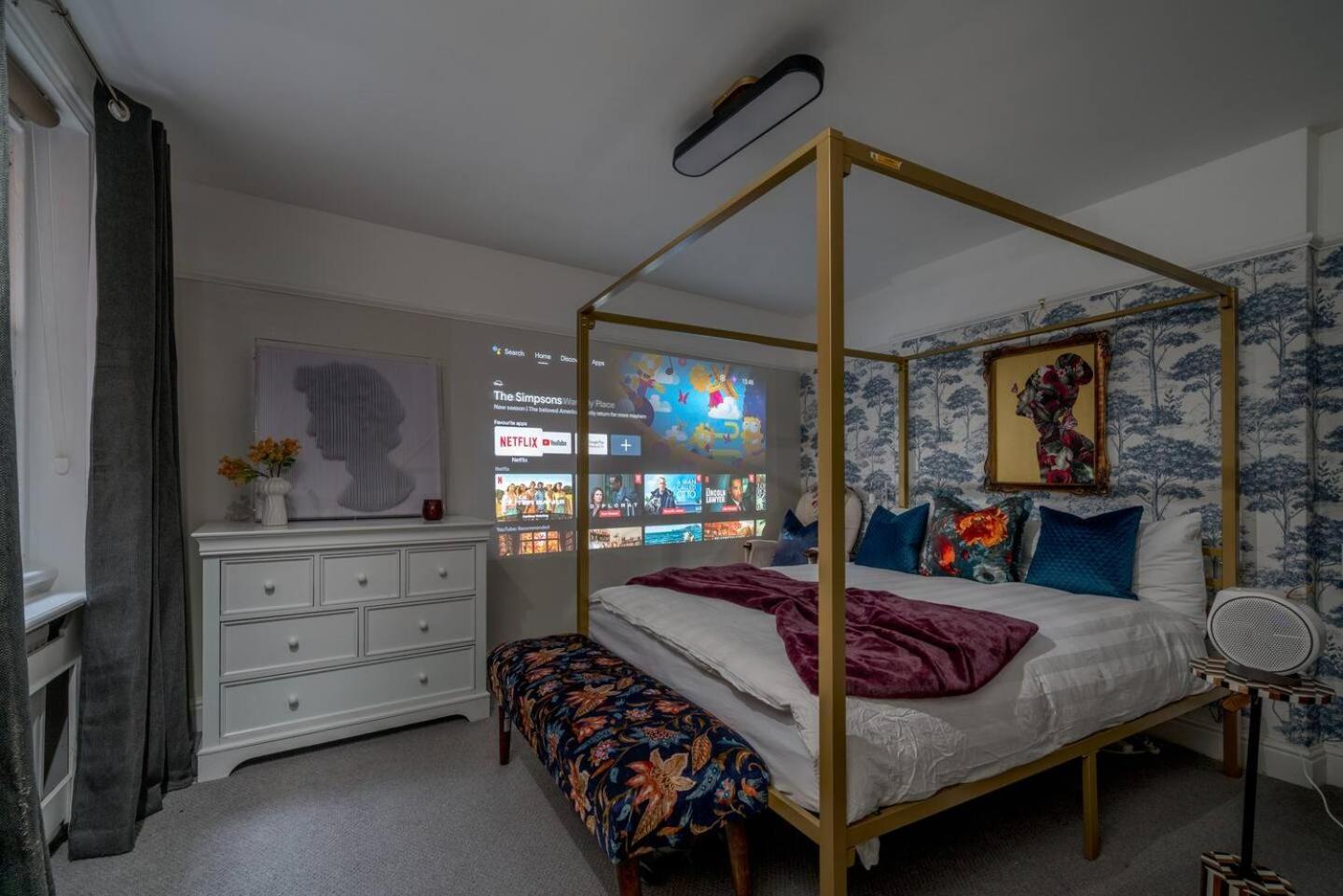 Niru Experience Chelsea Oasis With Courtyard Appartement Londen
