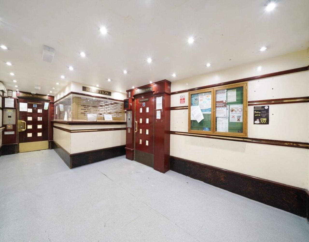 Stylish Two Bedroom London, West Kensington Apartment