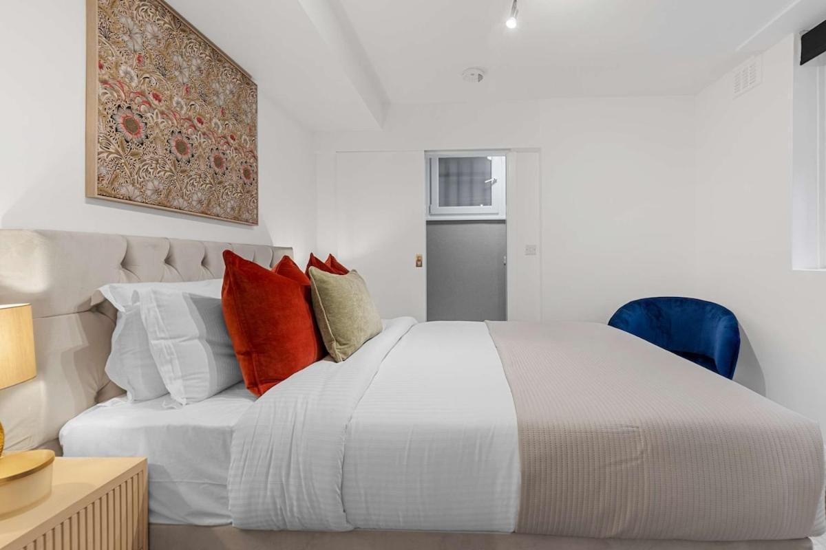 The Urban Hideaway Near Portobello Road London