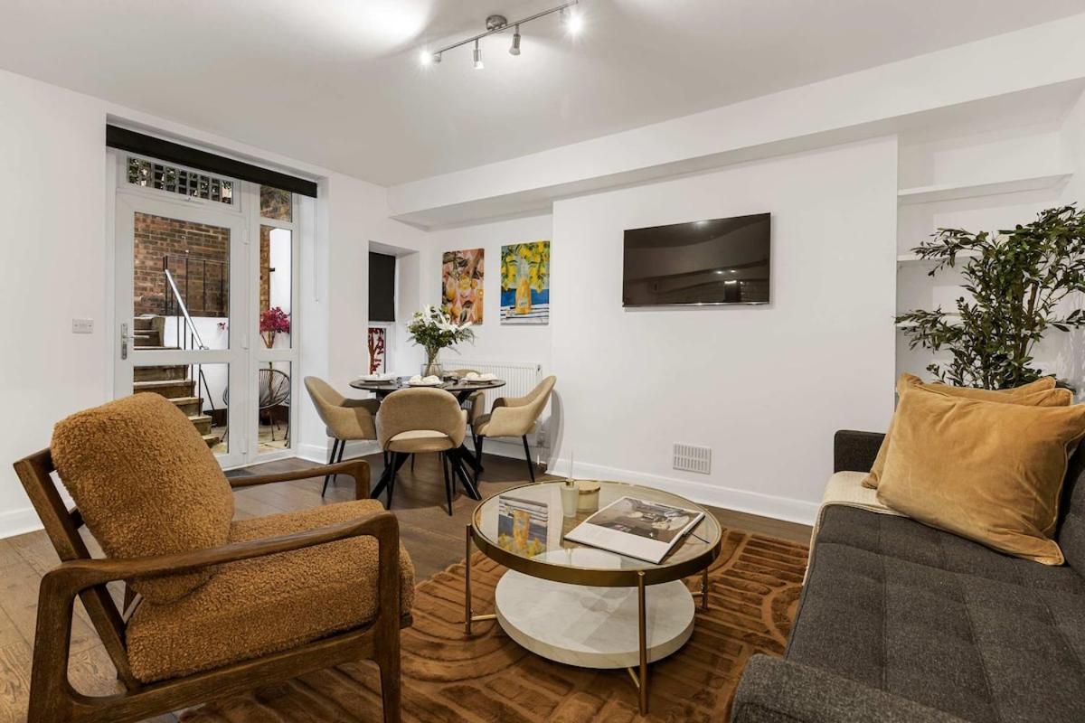 The Urban Hideaway Near Portobello Road London