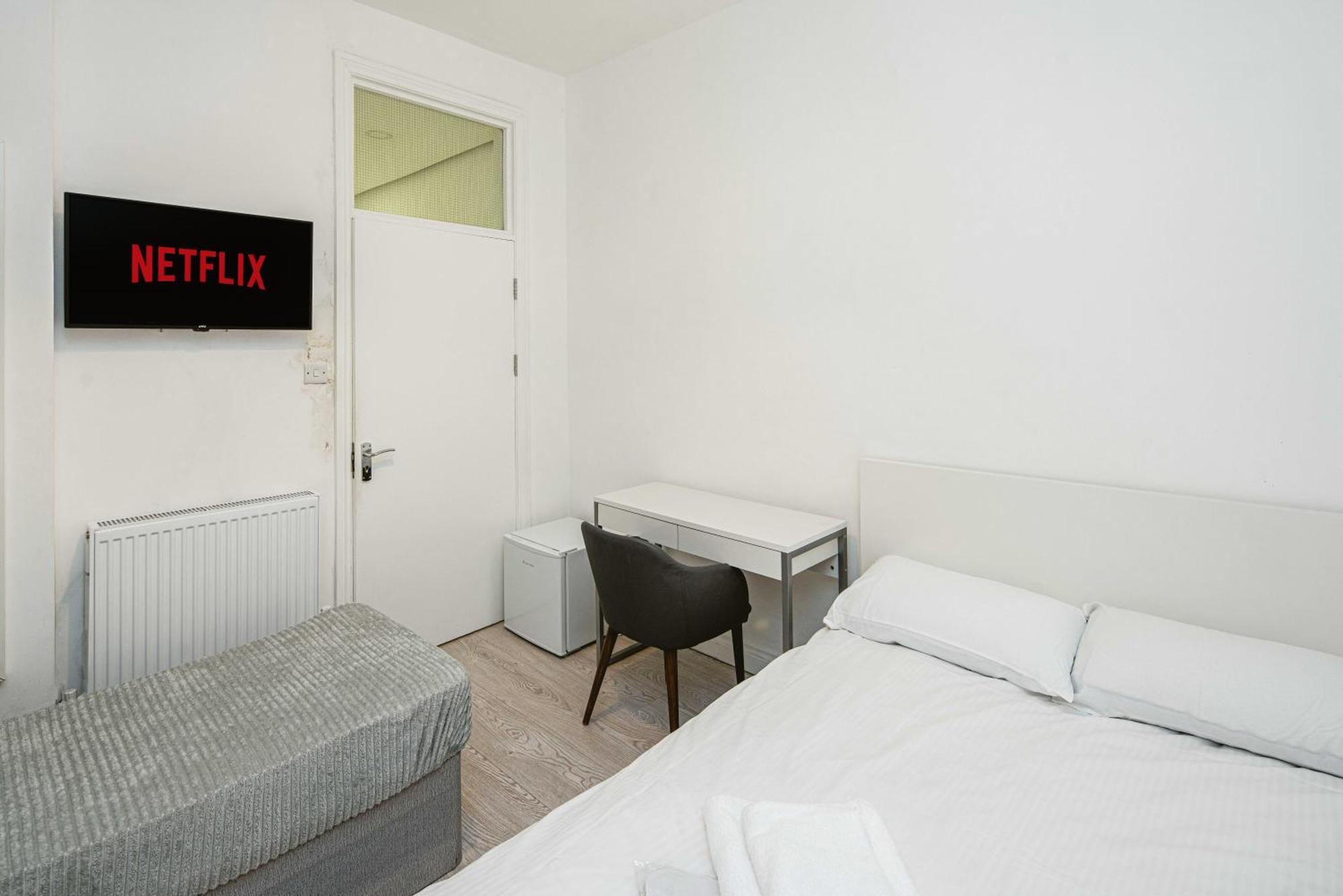Apartment Chic & Cozy: South Kensington *