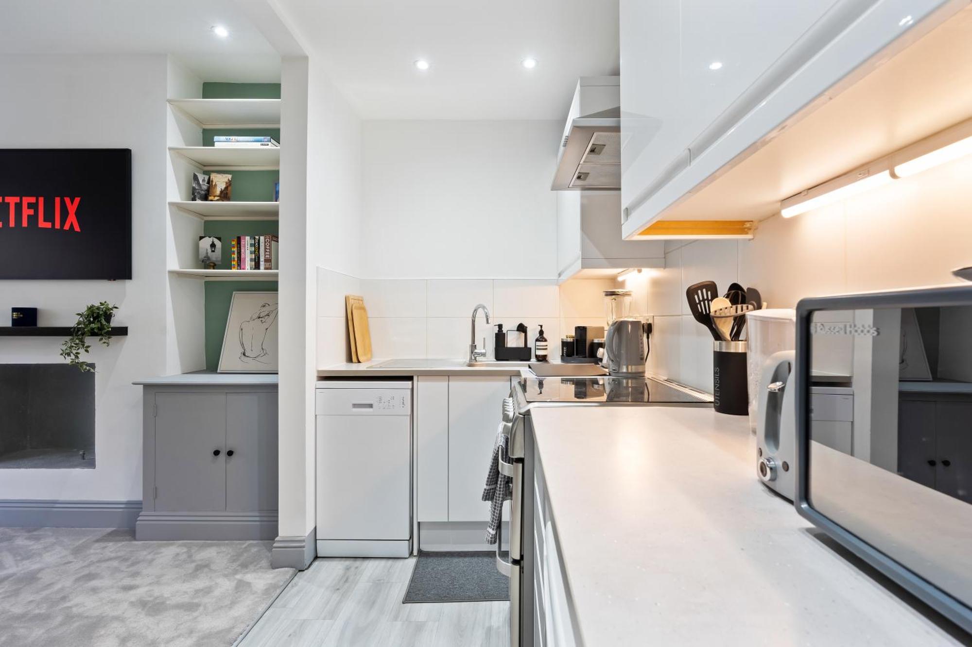 Stylish 1br Fulham Flat With Private Patio Apartamento