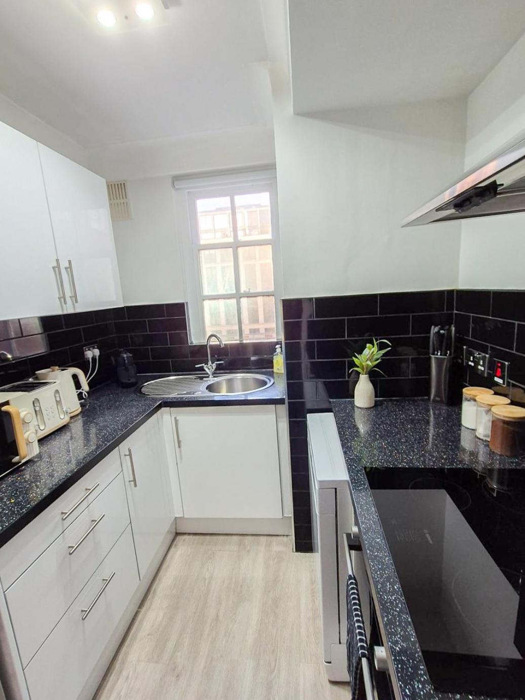 Gorgeous 2 Bedroom Flat Marylebone Edgware Road *