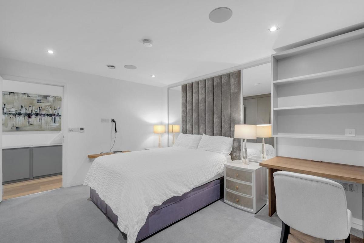 Luxury Terrace Penthouse - Fulham Chelsea Apartment London
